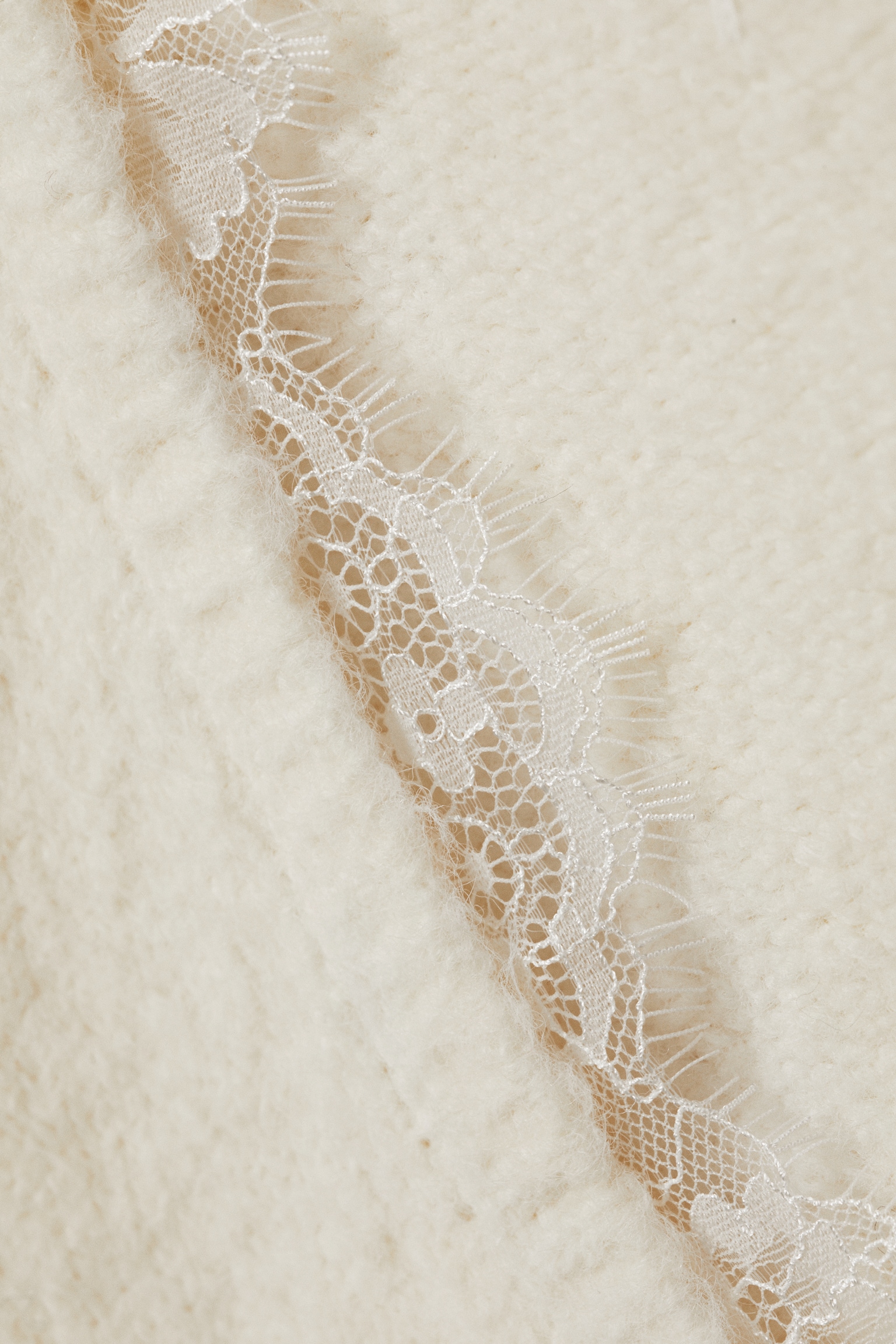 Lace-trimmed V-neck Sweater - White/Black - 4