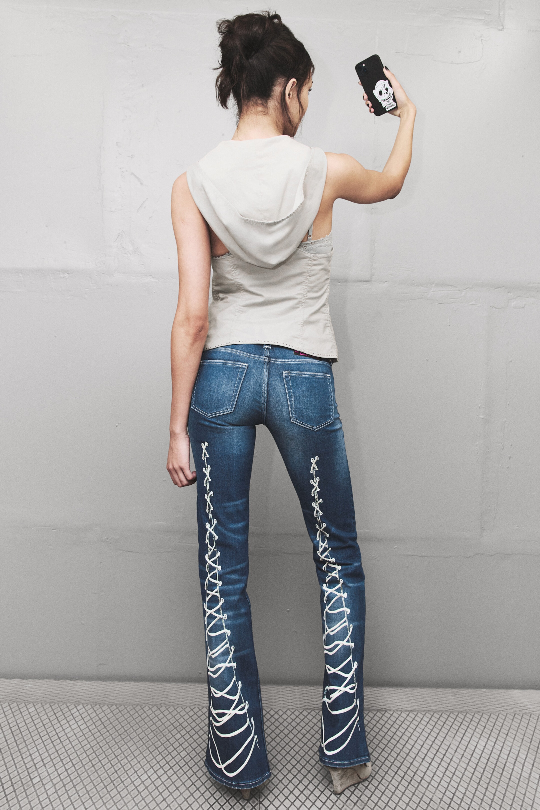 Lace Blue - Mittelblau - BOOTY BEI LOW WAIST SKINNY BOOTCUT JEANS - 1