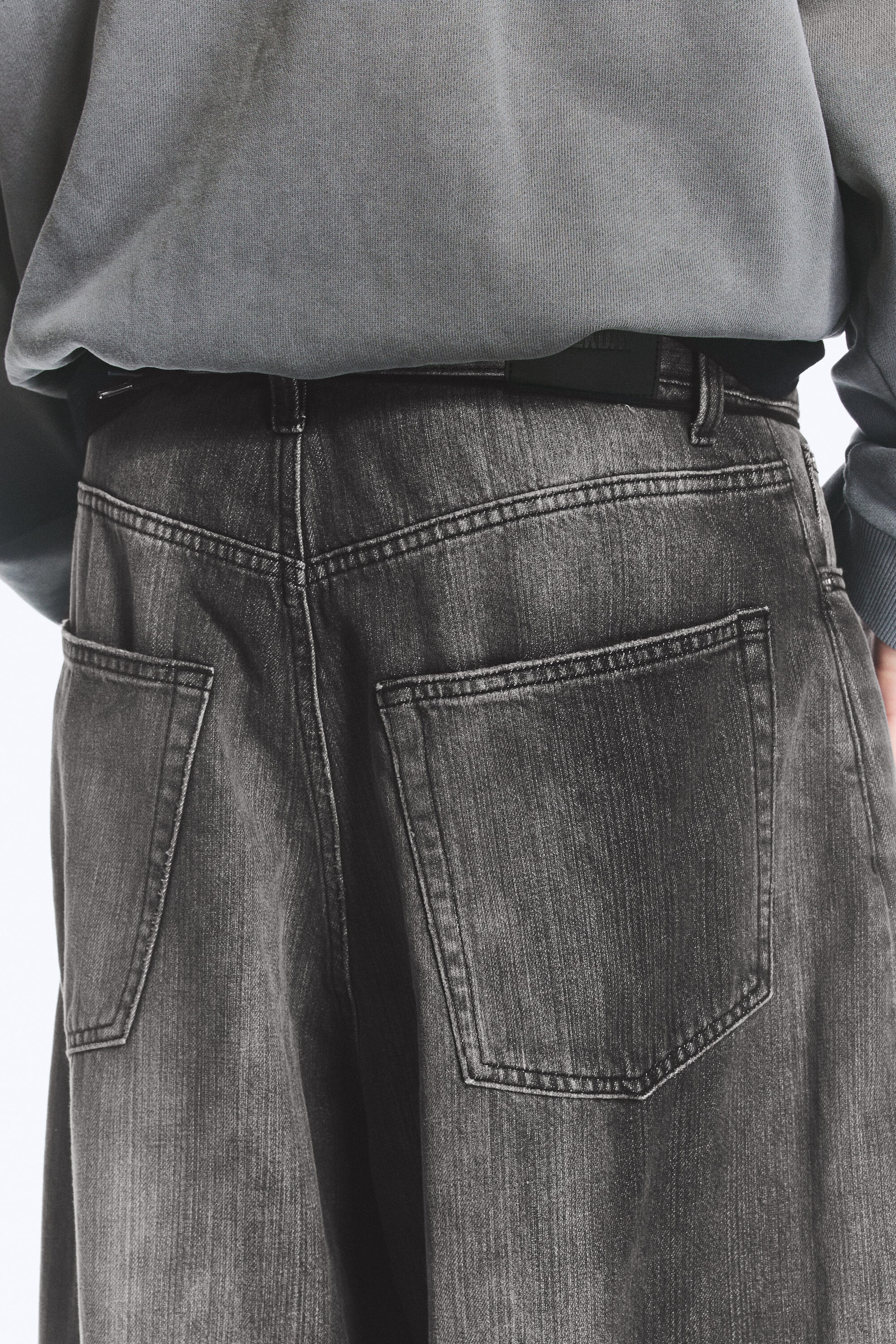 Imperial Black - Black - VOID LOW RISE LOOSE BAGGY JEANS - 3