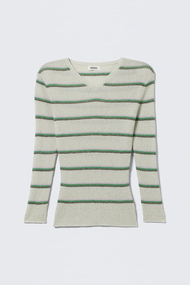 Schmal geschnittener Strickpulli mit V-Ausschnitt - Grau gestreift/Hellrosa - 1