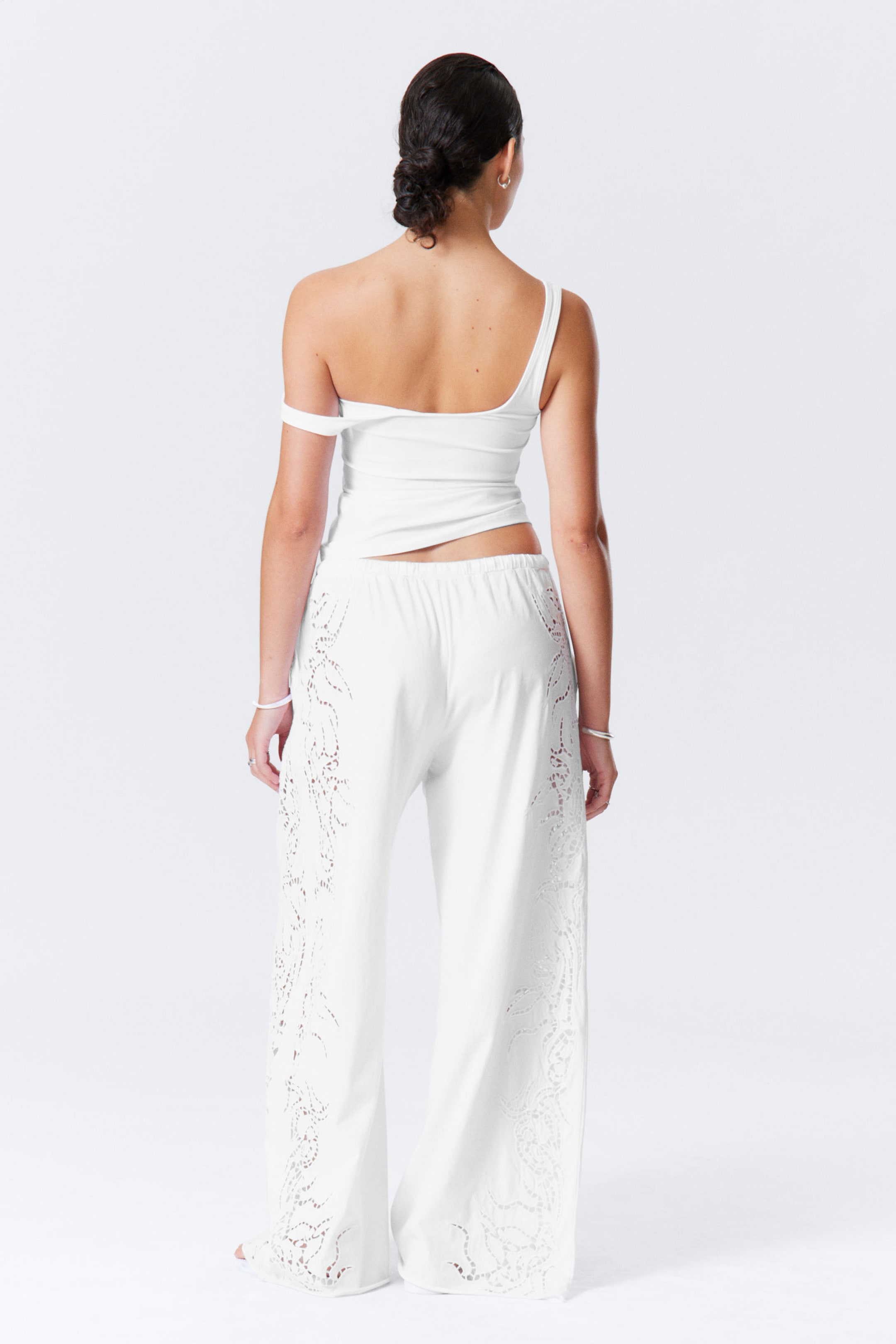 White - Broderie Anglaise Loose Fit Trousers - 3