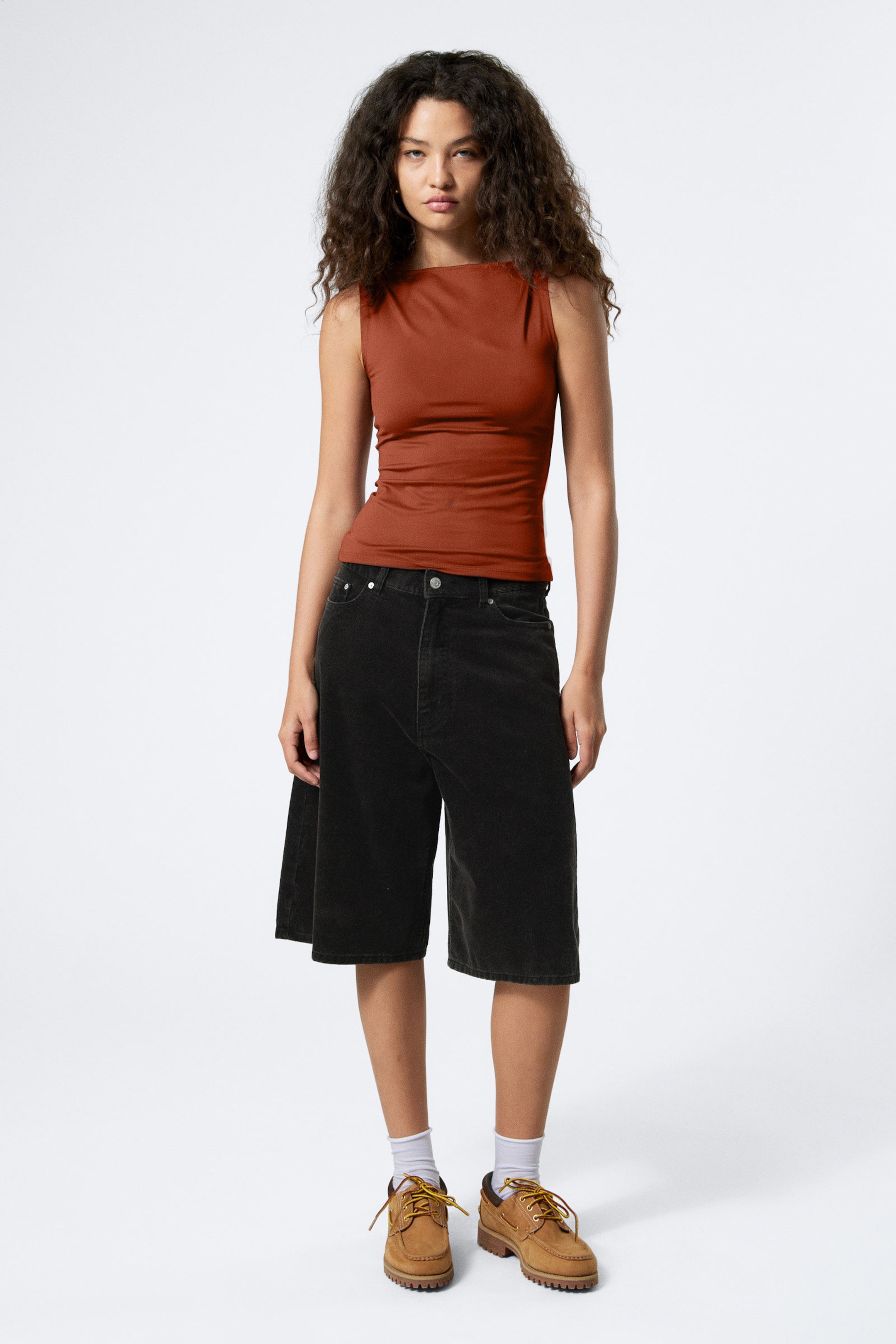 #62433C - Annie Sleeveless Boat-Neck Top - 2