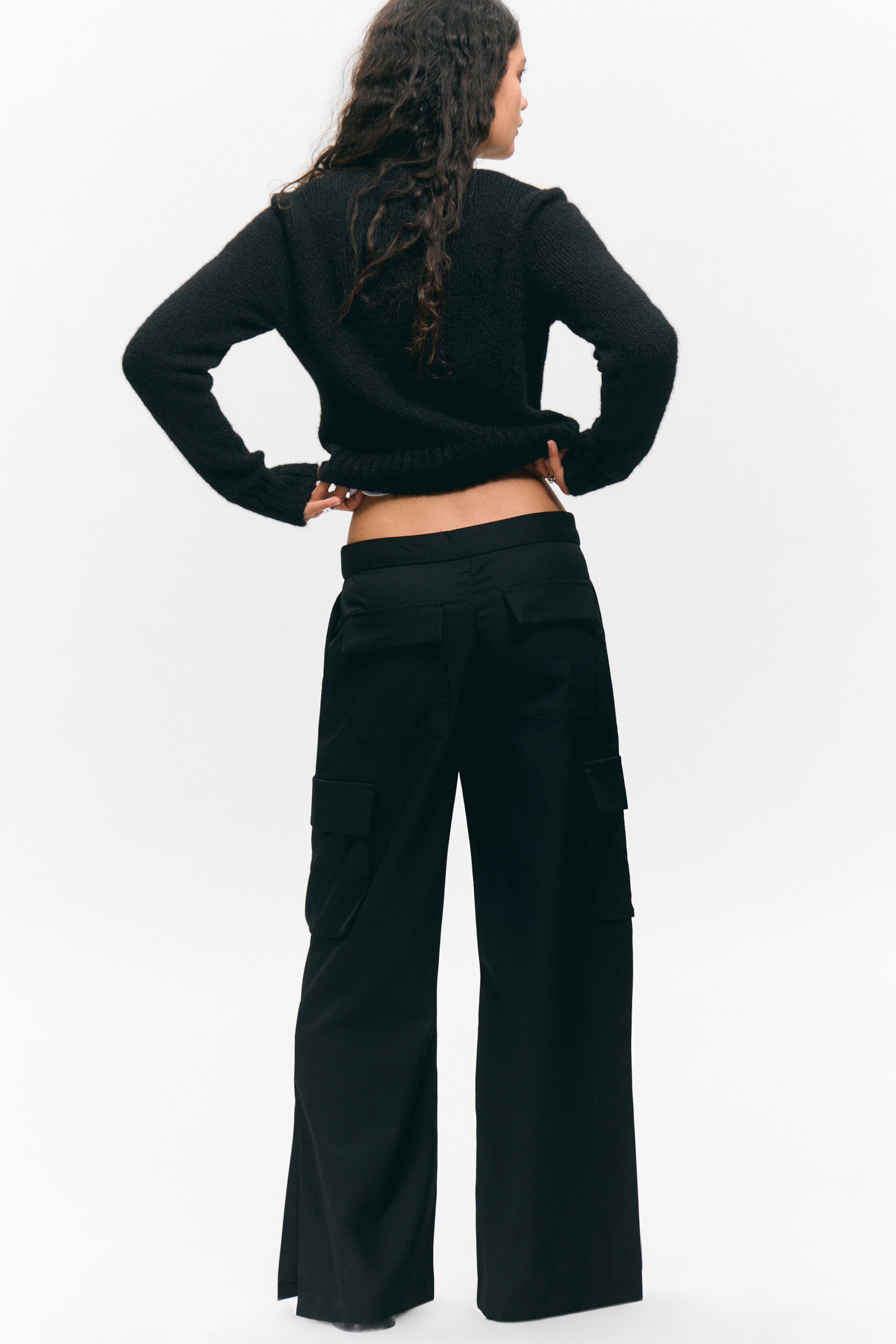 Black - Low Rise Cargo Suiting Trousers - 3