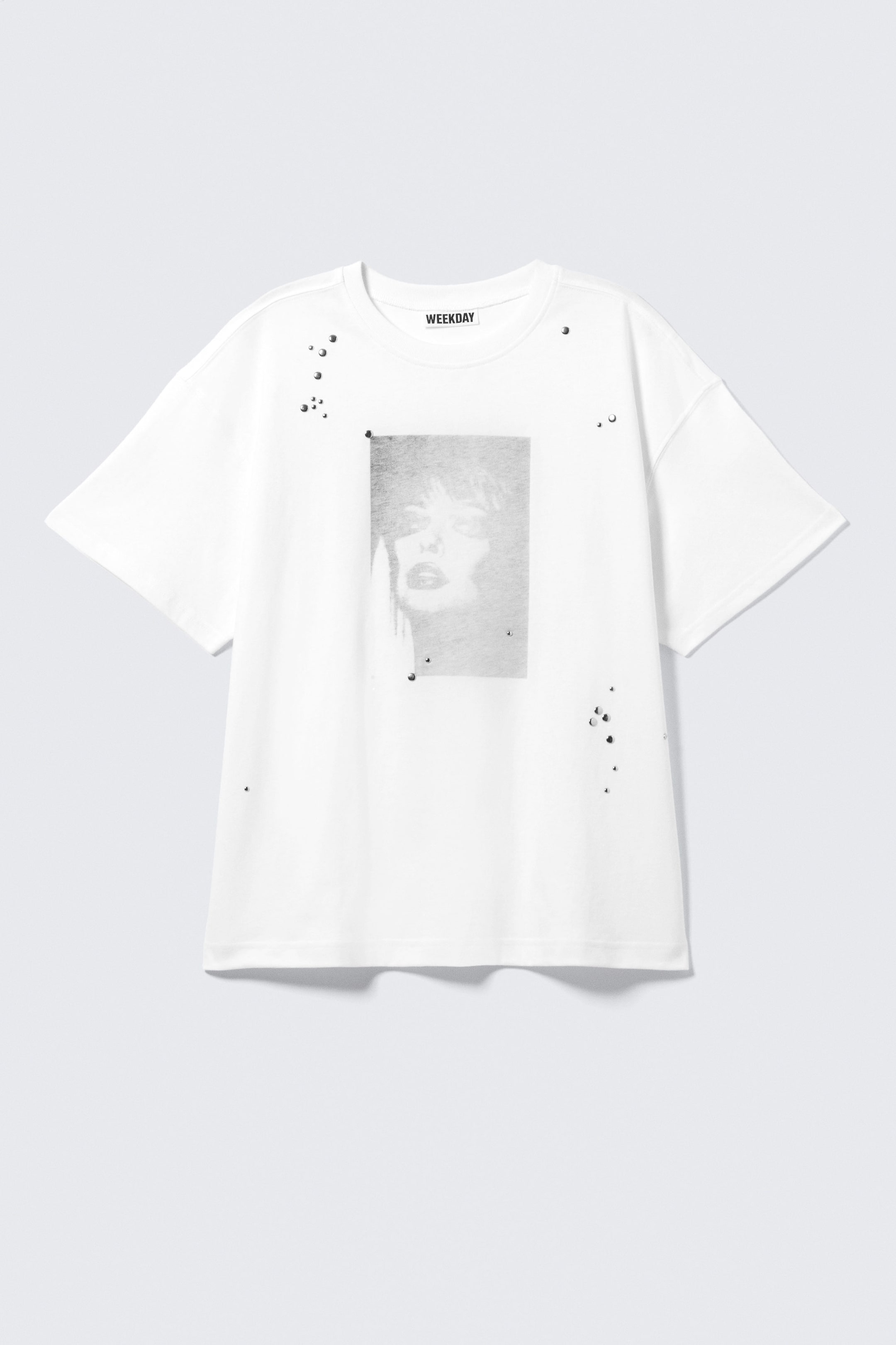 Weiß - Gothic Face Print - Boxy T-Shirt mit Nieten und Grafik - 3