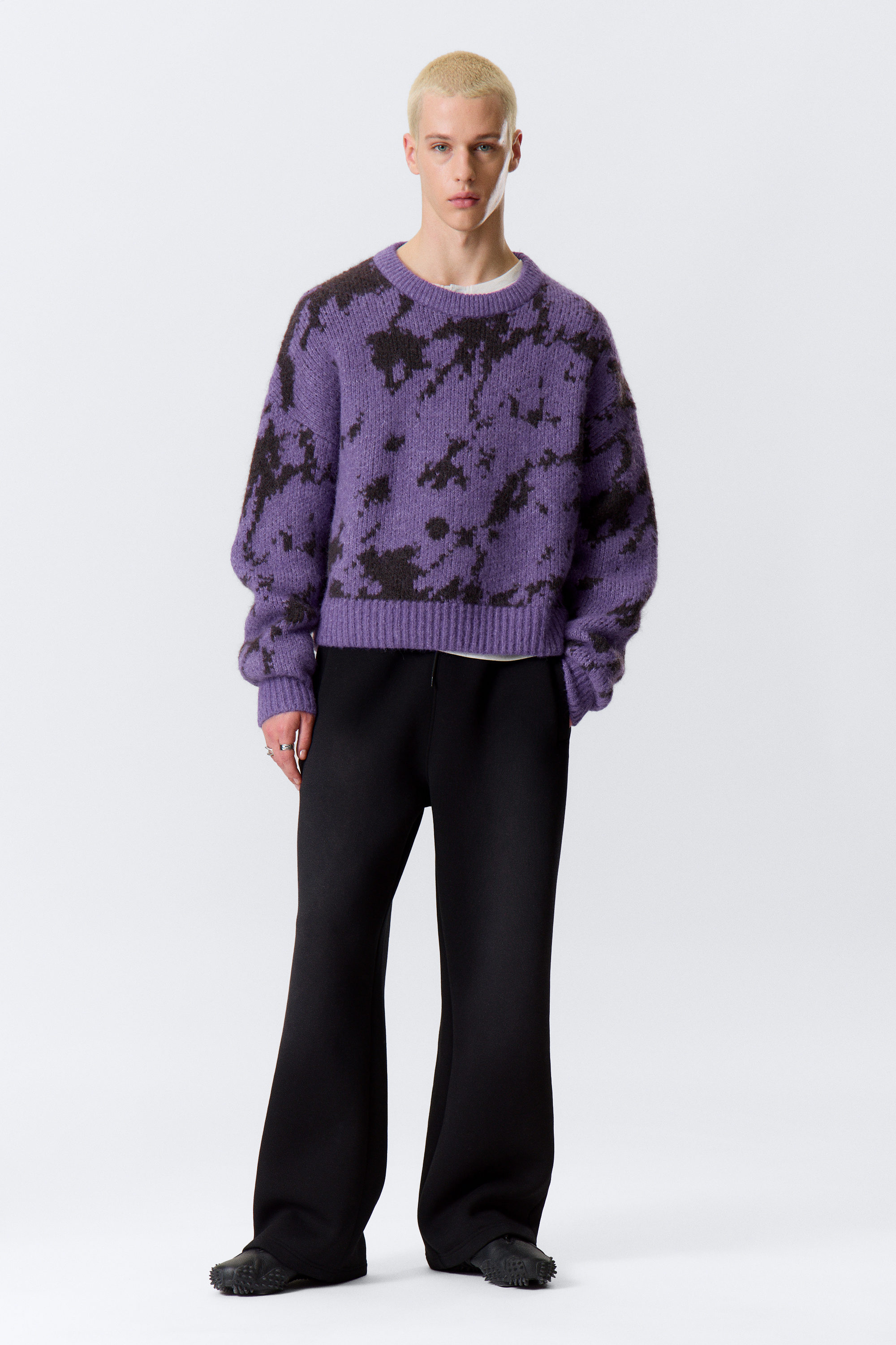 Purple - Abstract Black - Ruimvallende trui van wolmix met grafische print - 4