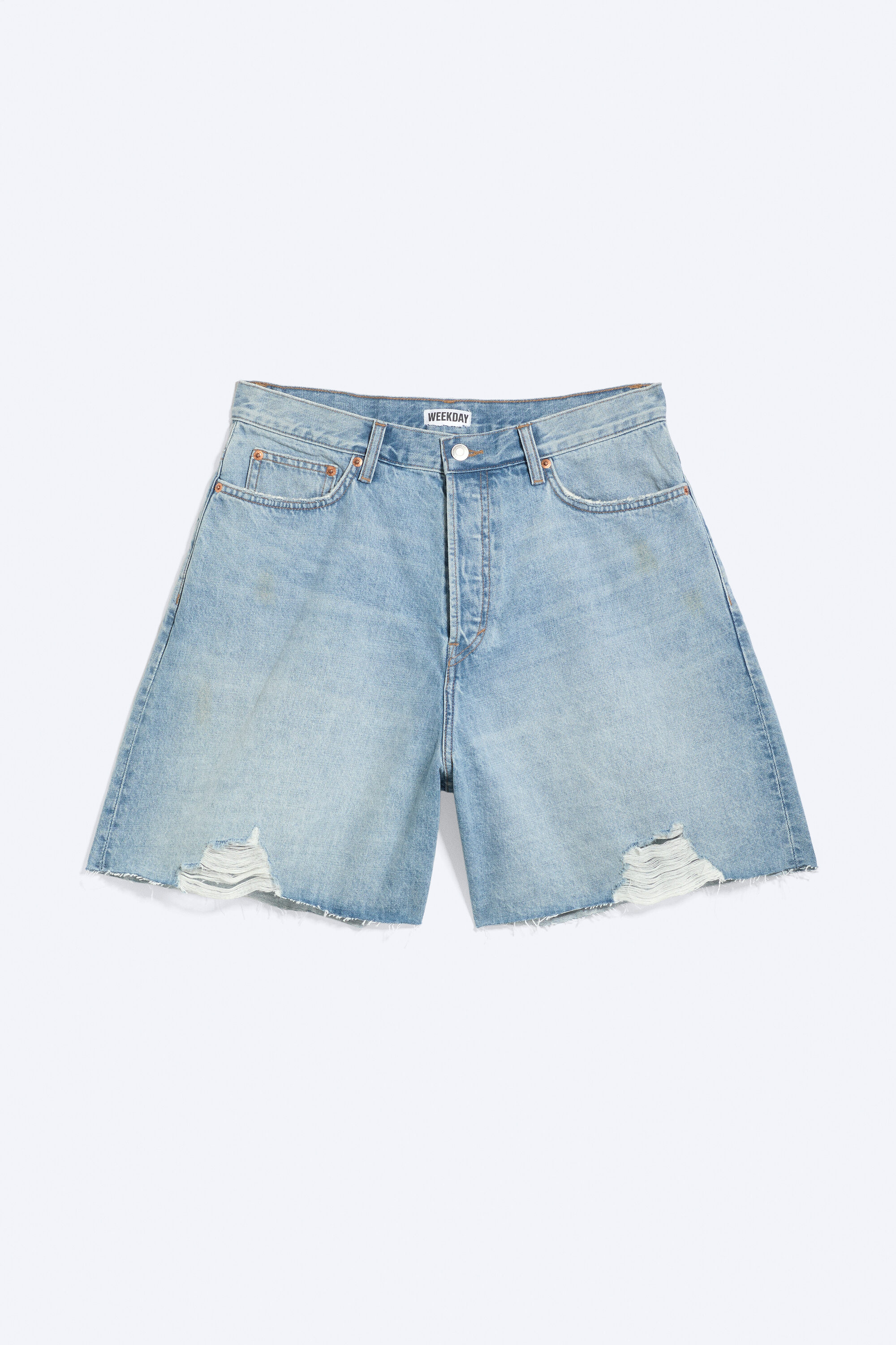 ash loose denim shorts - Kimberly Worn - Medium Blue | Weekday EU