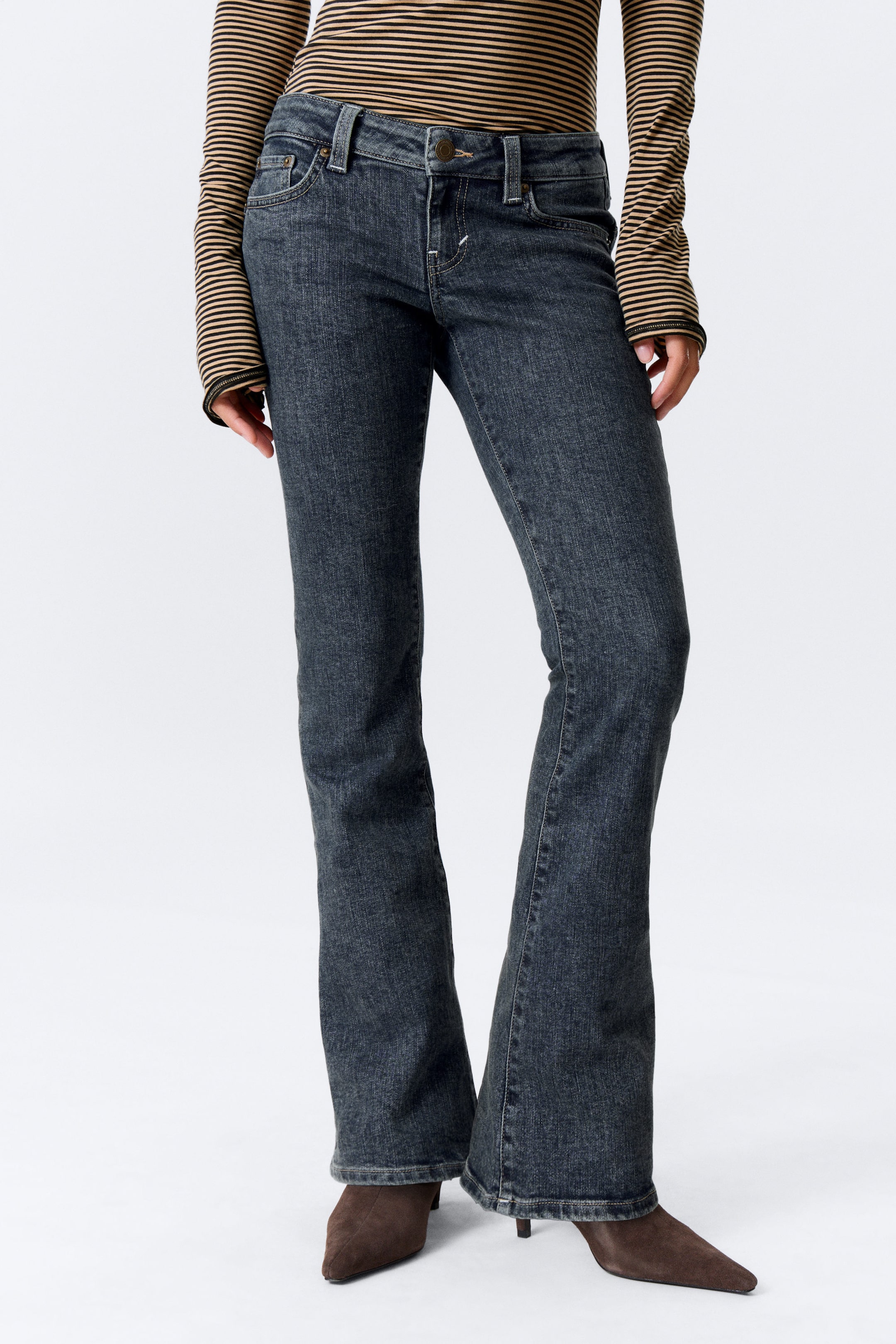 Desert Blue - Dark Blue - Low Rise Curve Yoke Flared Jeans - 2