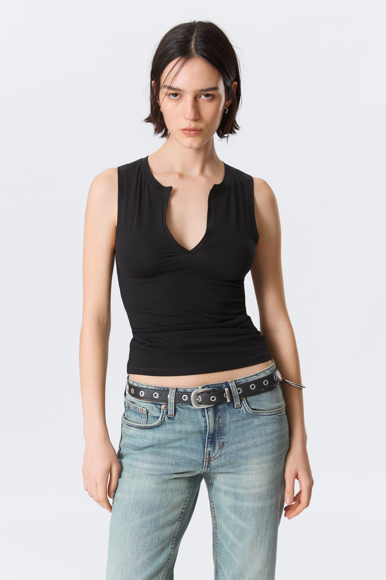 Haut ajusté sans manches col V - Noir/Rose clair - 1