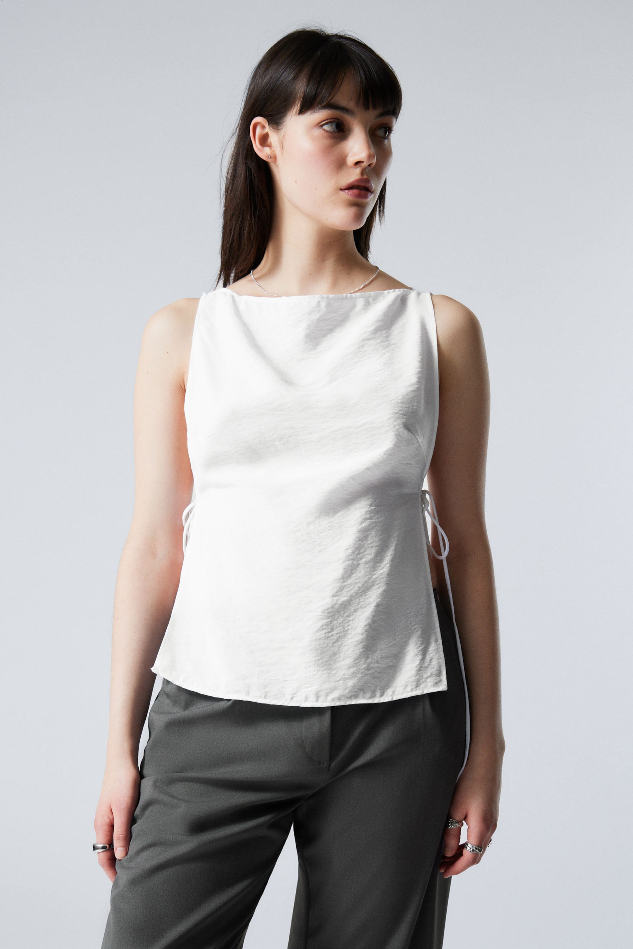 #FFFFFF - Sleeveless Boat-Neck Tie Top - 1
