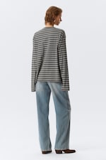 Striped Dark Grey - Boxy Long-Sleeved Henley T-shirt - 2