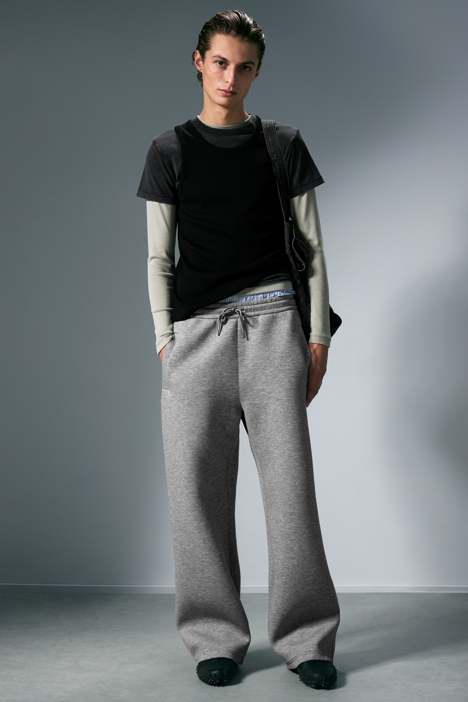 Loose Fit Scuba Sweatpants - Grey Melange/Black/Sötét tengerészkék/Sötétbarna - 1