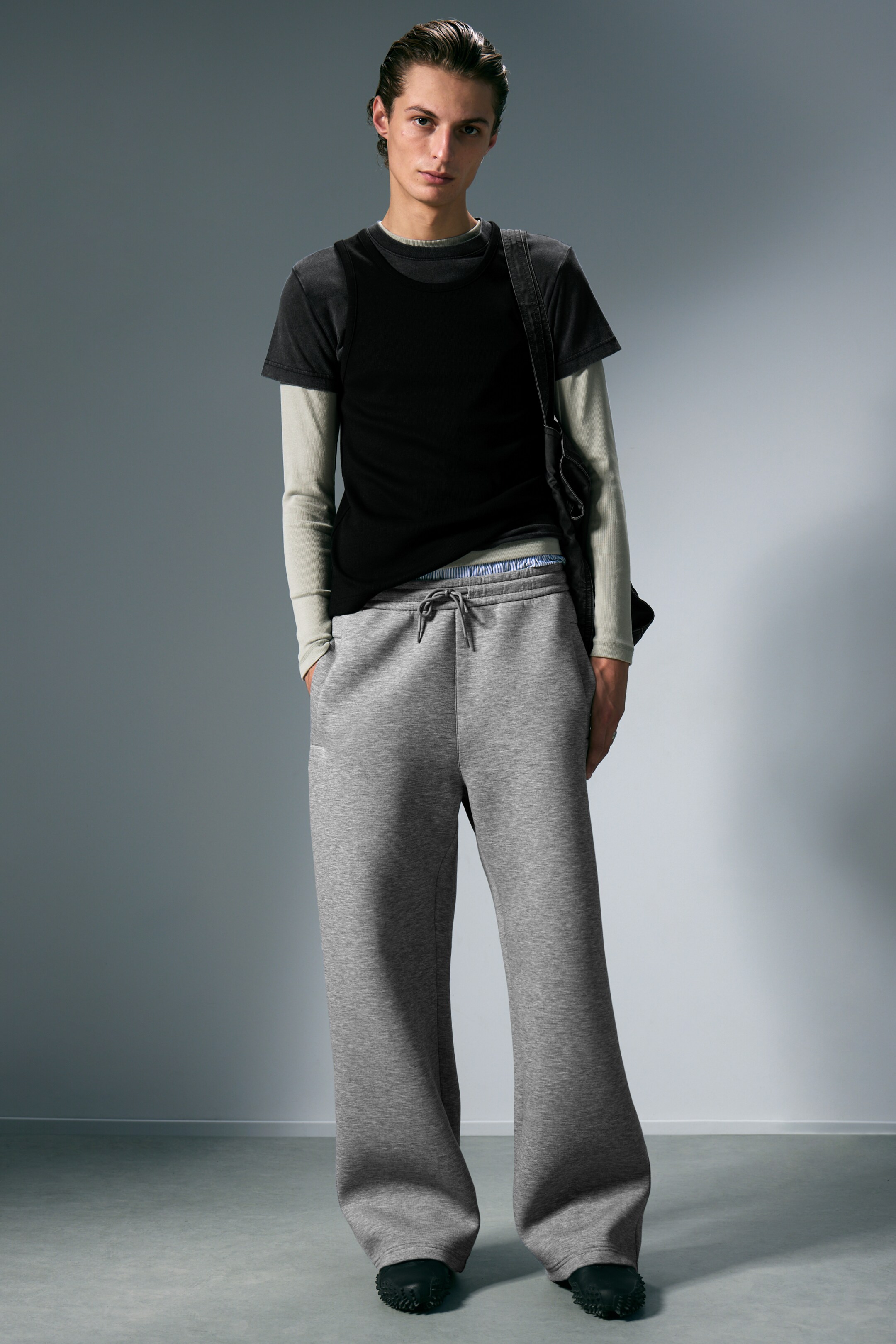 View larger image: Loose Fit Scuba Sweatpants - Grey Melange - Men | H&M GB 1