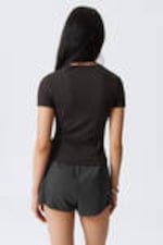 Donkerbruin - Nauwsluitend T-shirt - 2