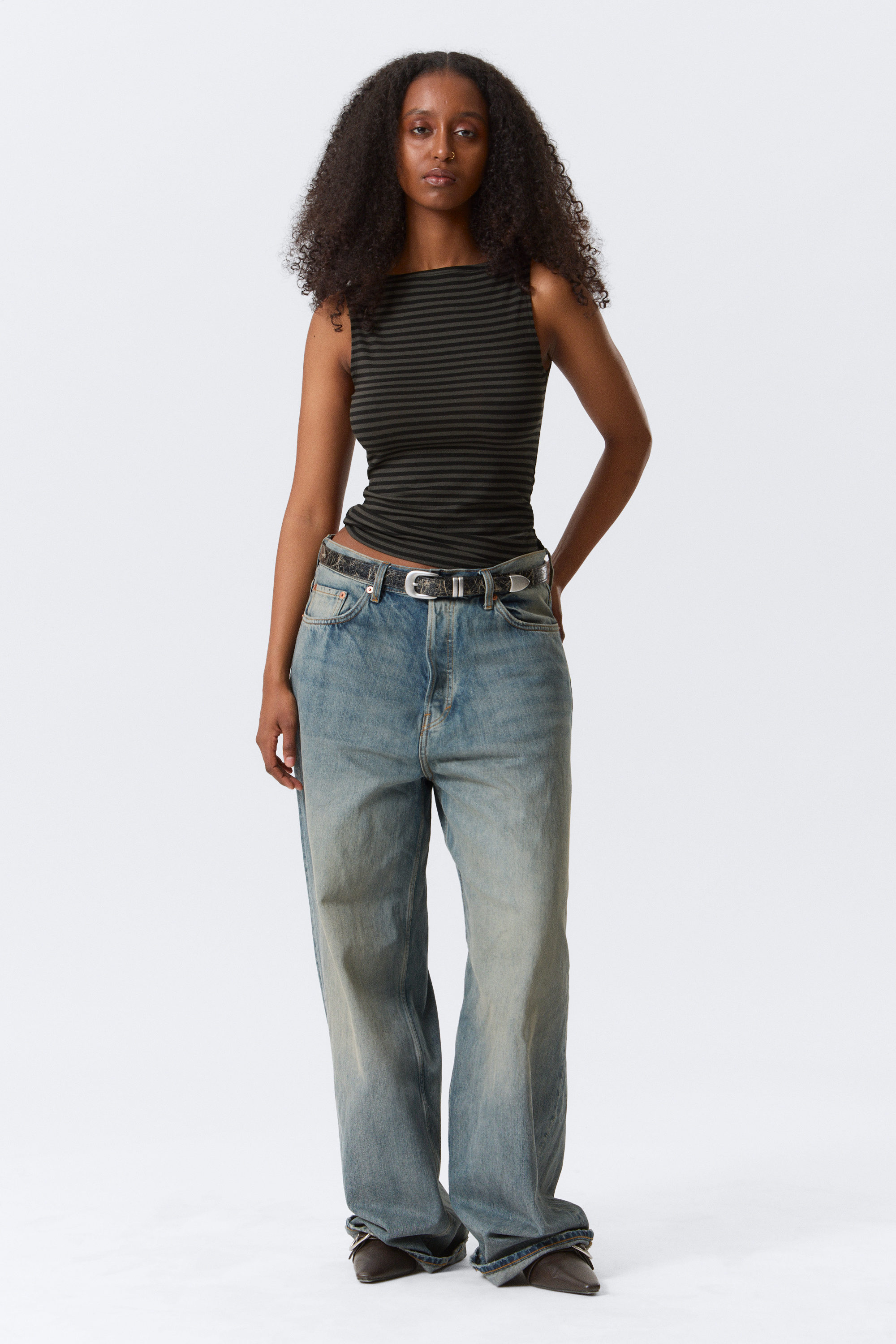 Black & Grey Stripes - Annie Striped Sleeveless Boat-Neck Top - 4