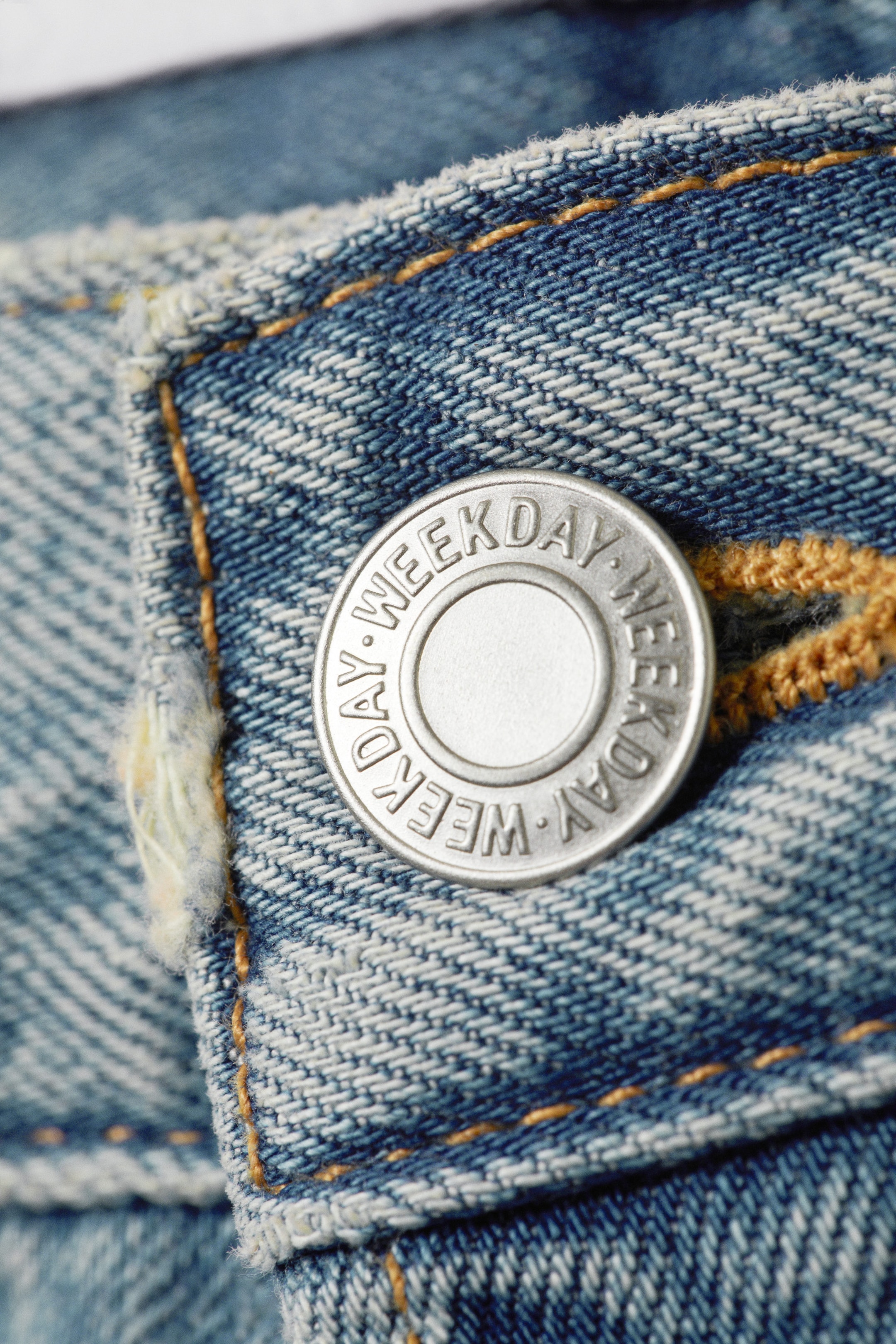 Seventeen Blue - Mellanblå - Orbit Mid Waist Regular Straight Leg Jeans - 1