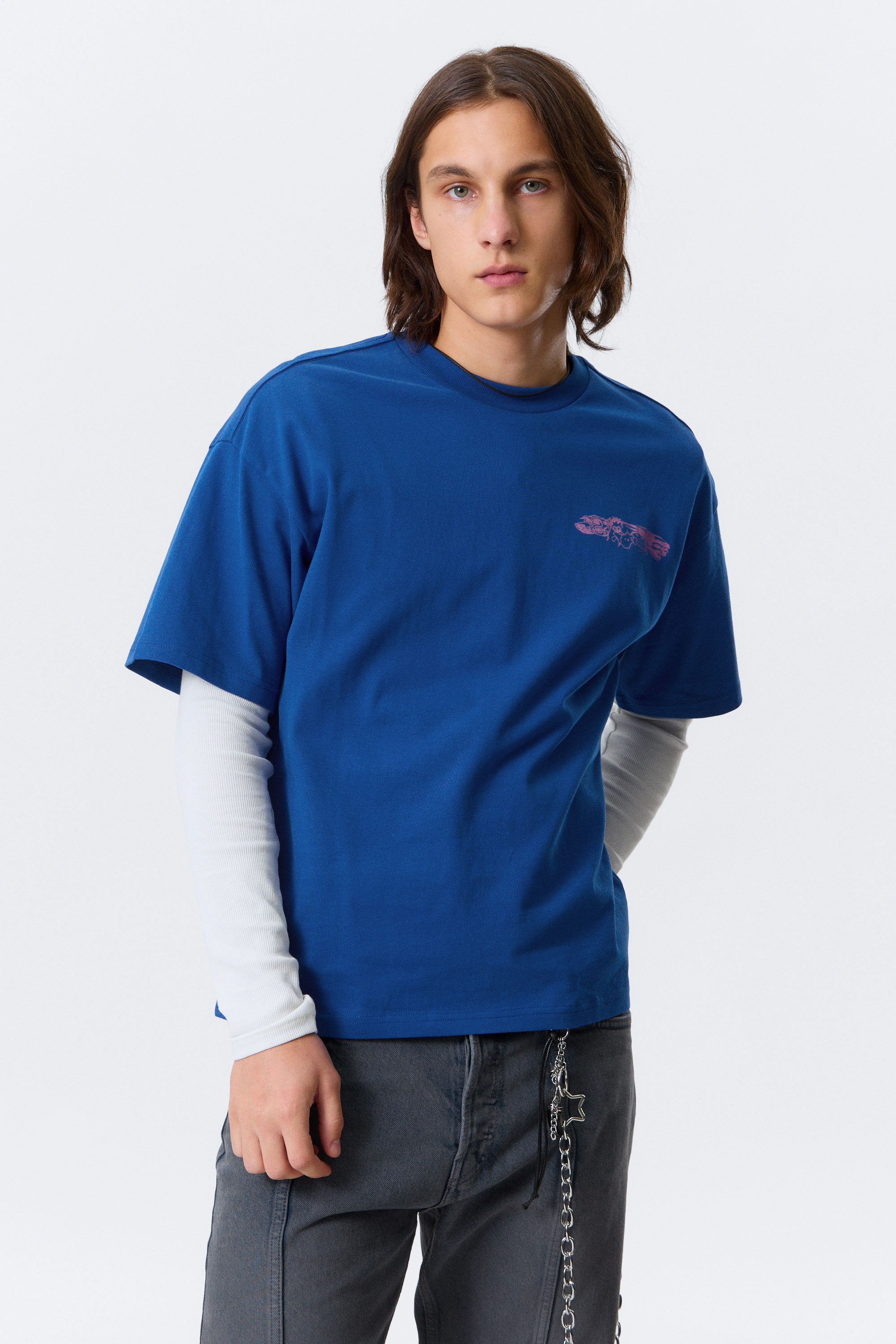Bright Blue - Four Man Gang - T-shirt met boxy pasvorm en grafische print - 1
