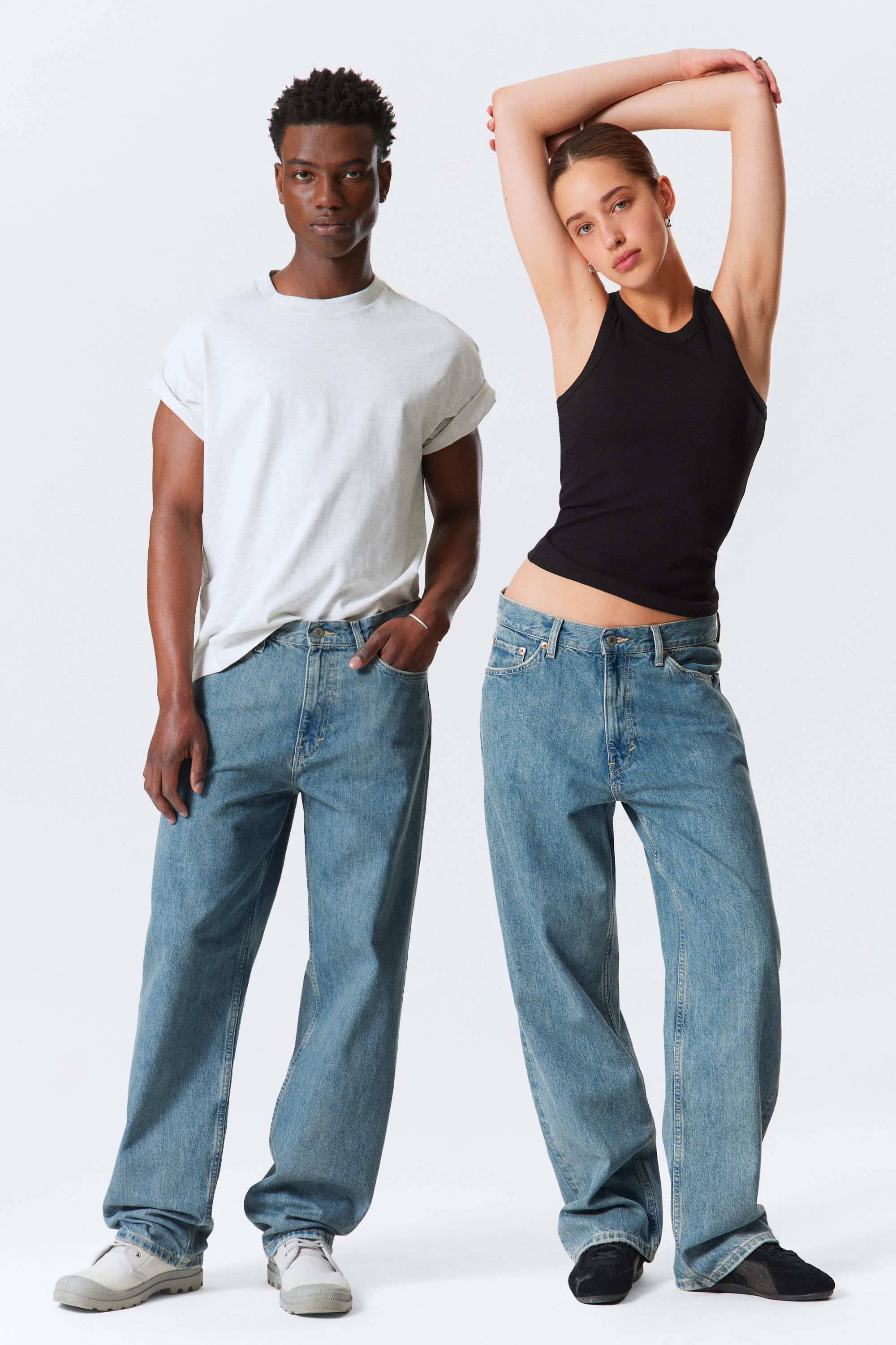 2000 Blue - Medium Blue - Galaxy Loose Straight Leg Jeans - 2