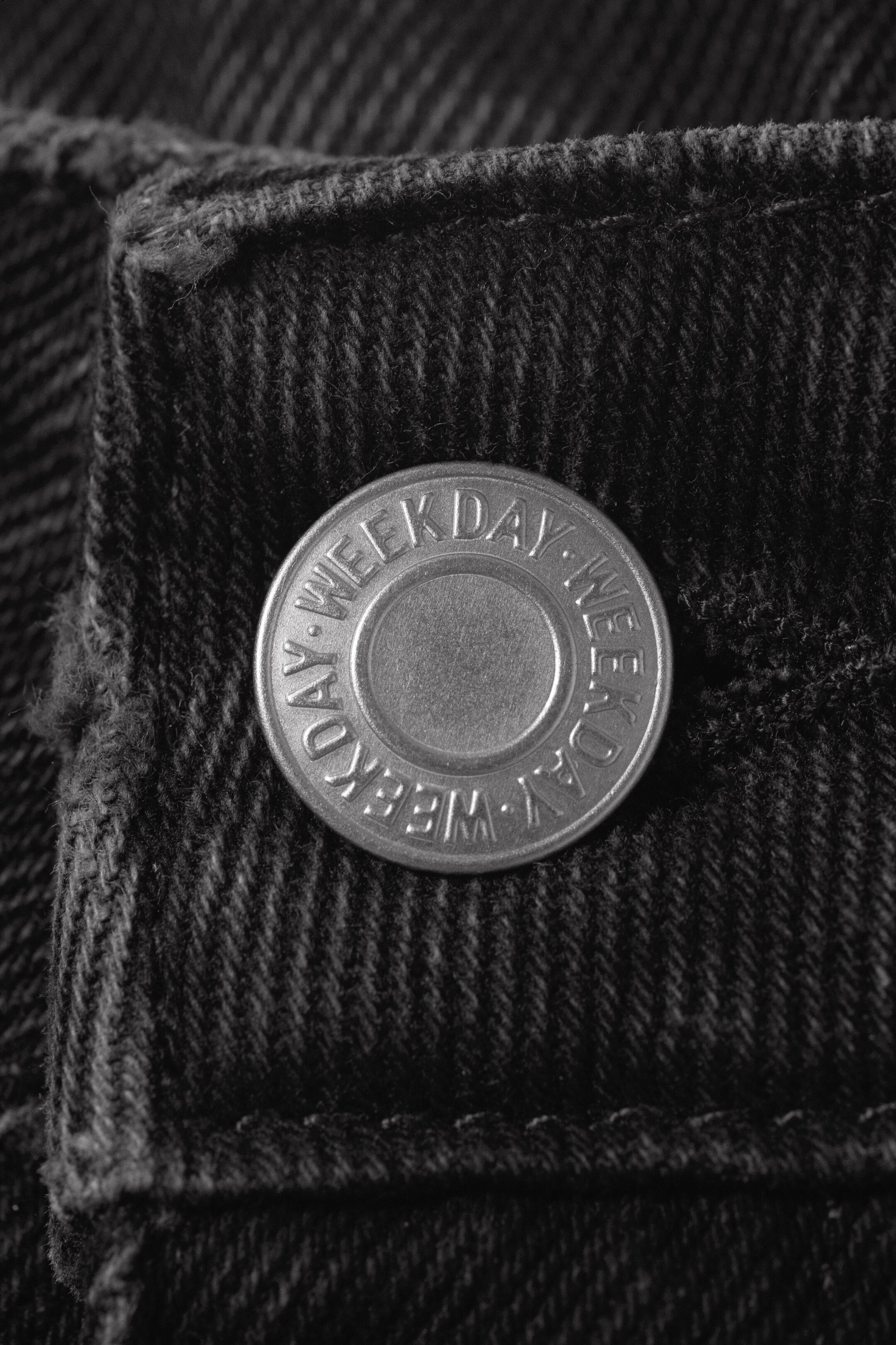 Grösseres Bild ansehen: Imoo - Hüftjeans mit weitem, lockerem Bein - Verwaschenes Schwarz - DAMEN | H&M CH 7