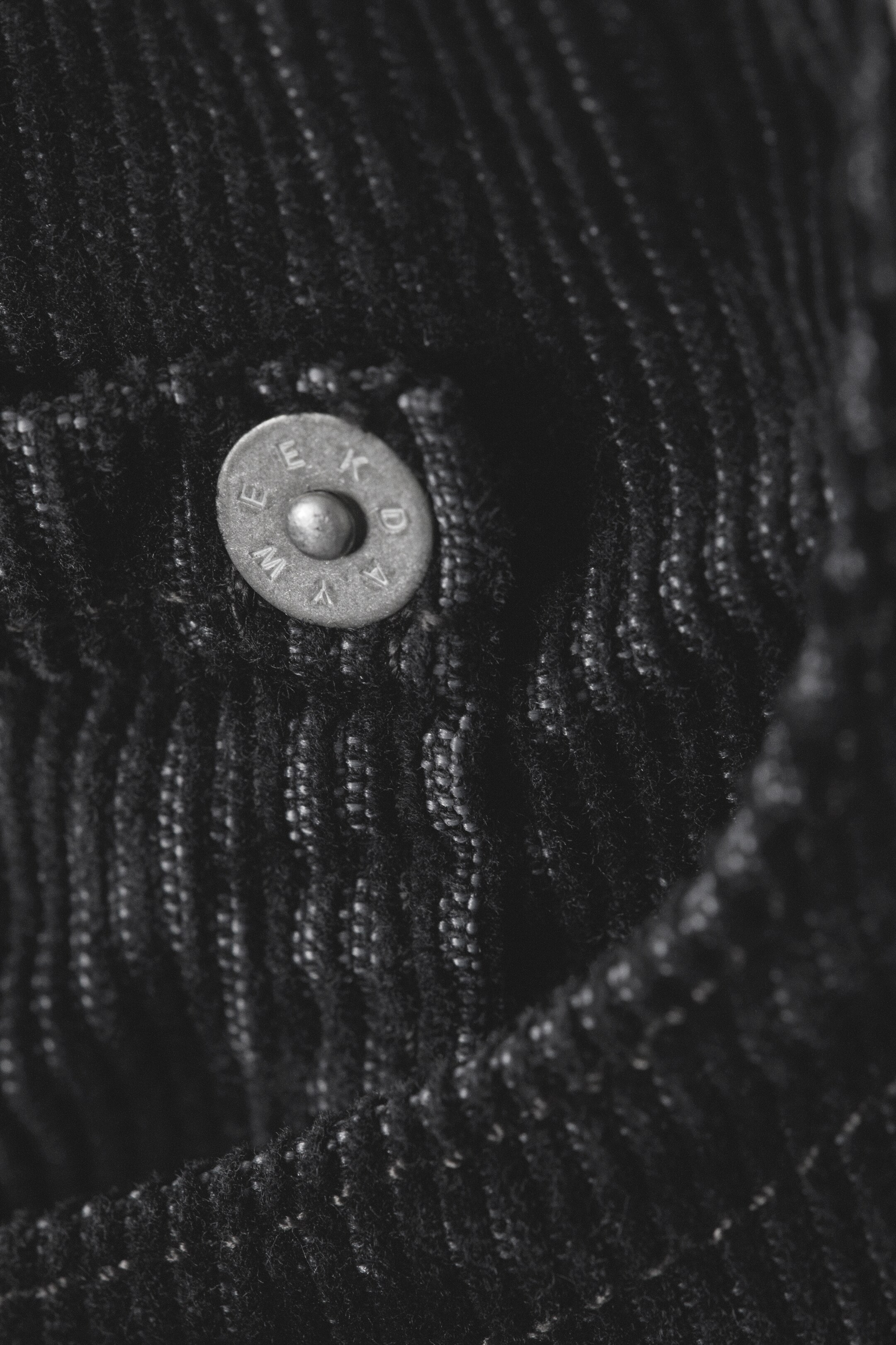 Größeres Bild ansehen: Astro – Baggy-Cordhose - Verwaschenes Schwarz - Men | H&M DE 2