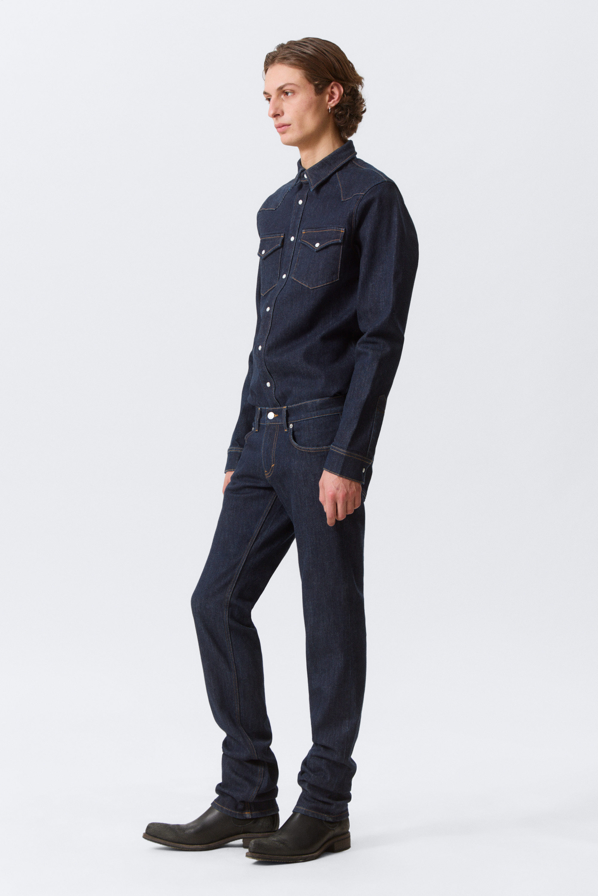 Blue Rinse - Dark Blue - Mid Rise Slim Leg Jeans - 2