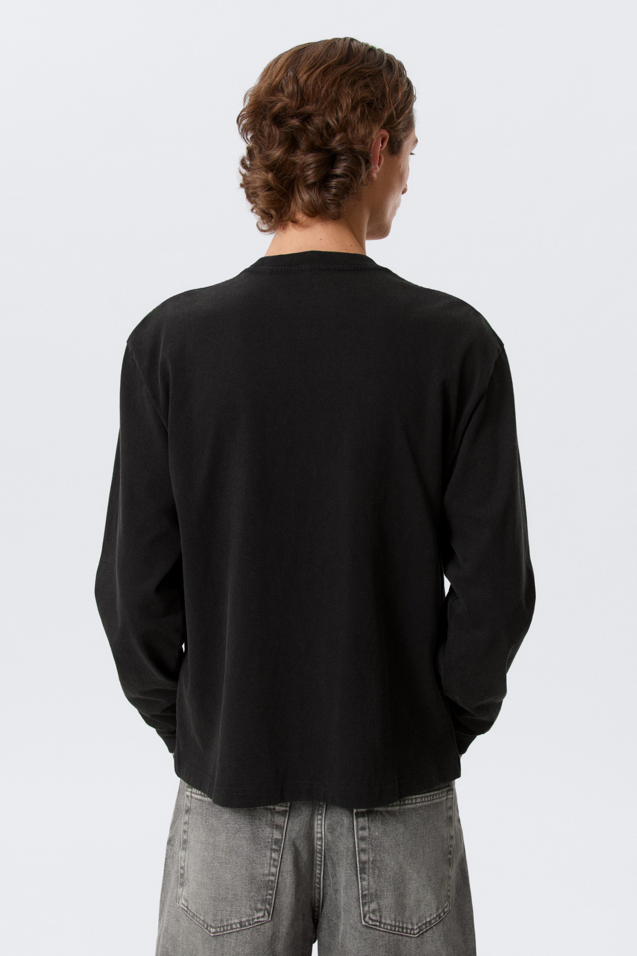 Black - Relaxed Long-Sleeved T-shirt - 2