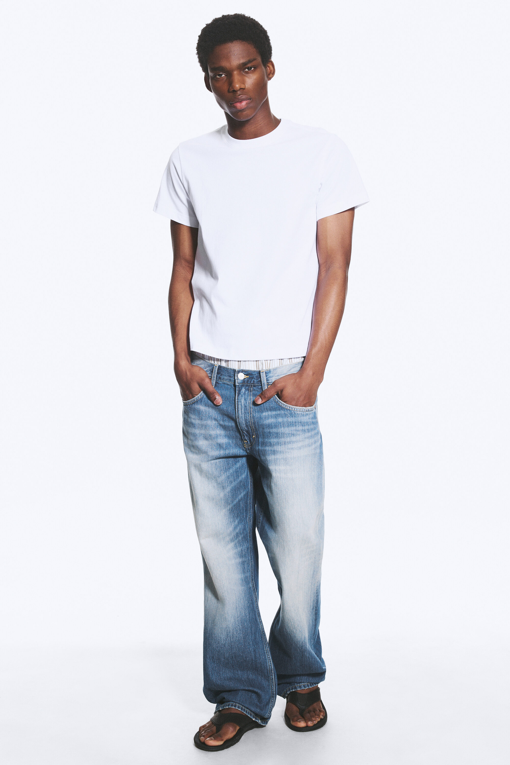 shrunken short-sleeved cotton t-shirt - White | Weekday WW