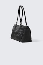 Black - Medium Shoulder Bag With Pockets - 2
