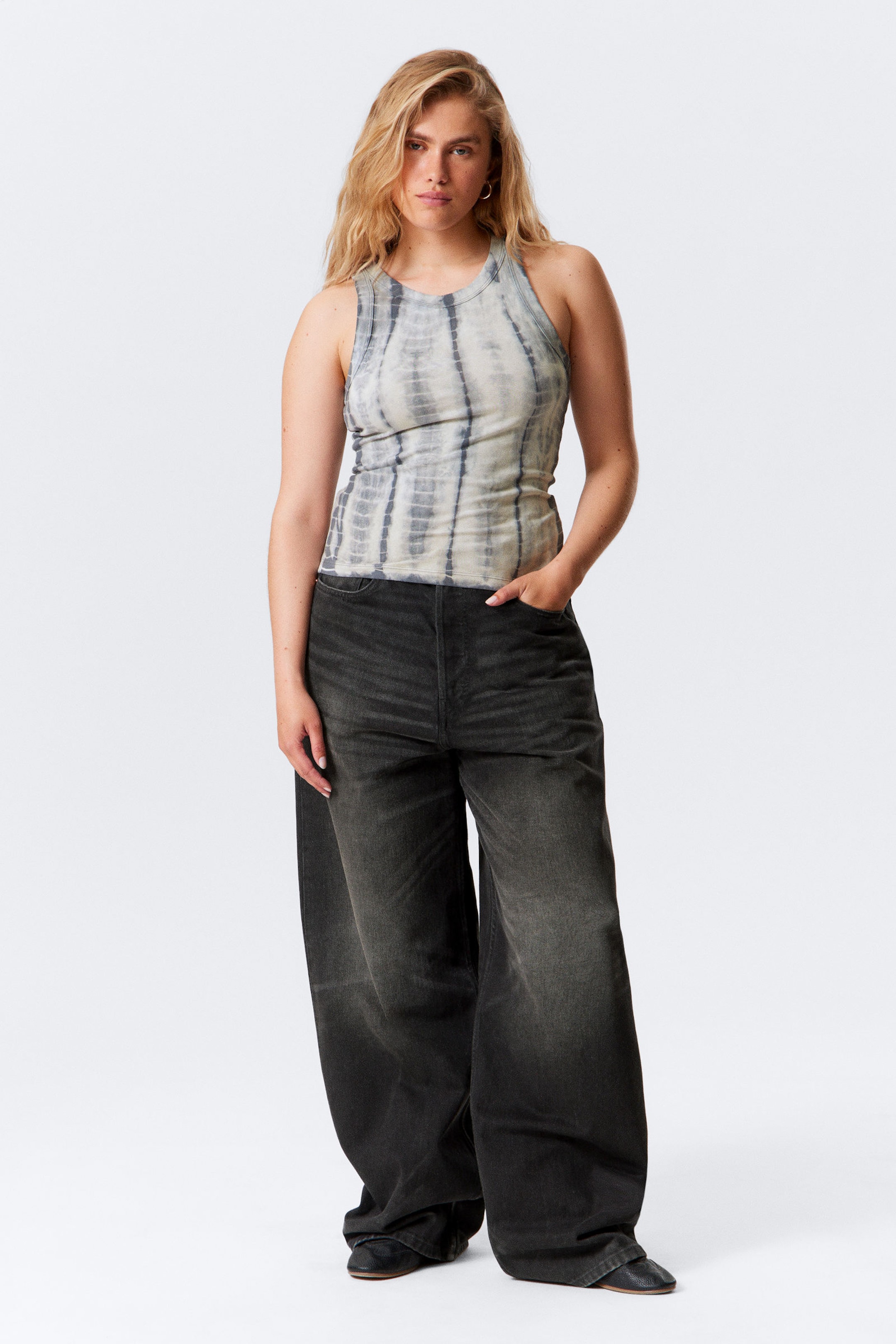 Grey Tie-Dye - Tie-Dye Fitted Tank Top - 2