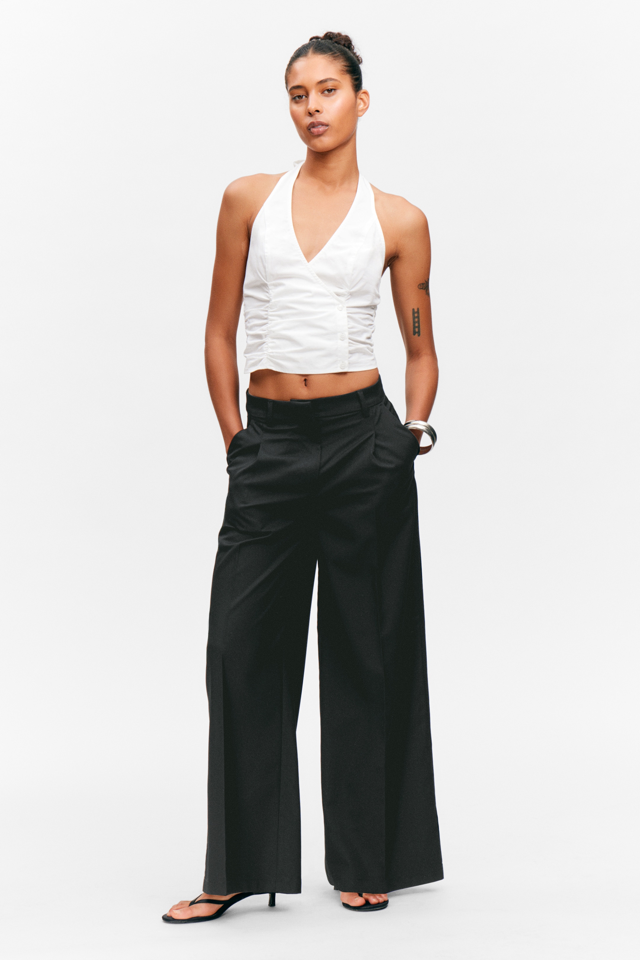 View larger image: High Waisted Wide Leg Suiting Trousers - Black - Ladies | H&M GB 1