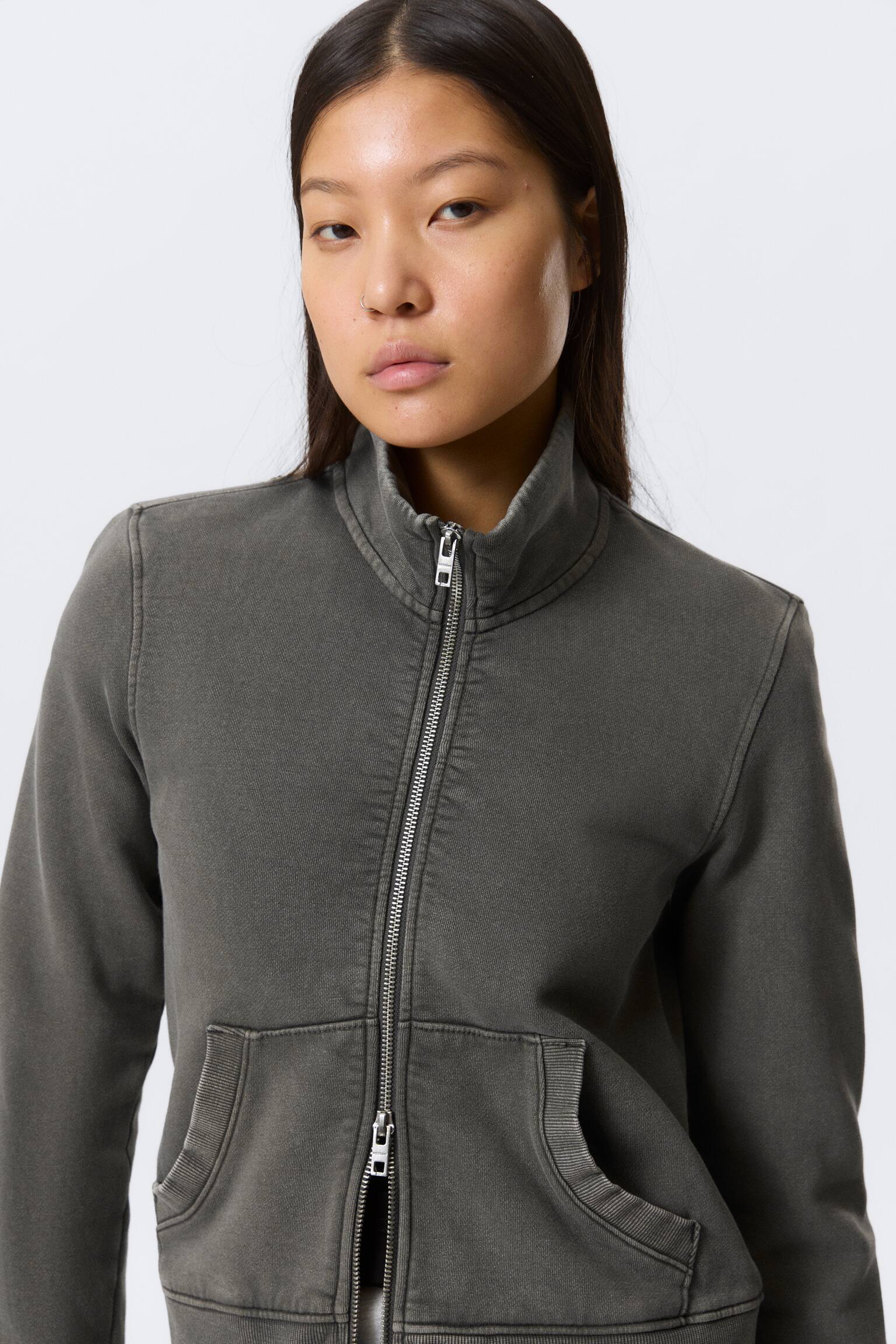 Суитшърт с вталена кройка и цип с висока яка - Изпрано тъмно сиво - 5