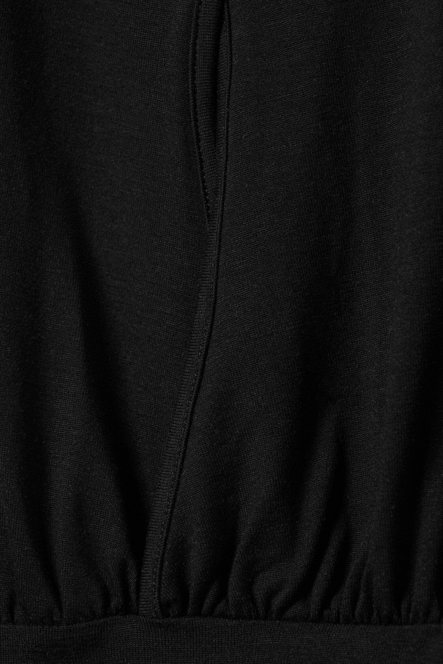 Sleeveless Turtleneck Top - Black/Grey - 2