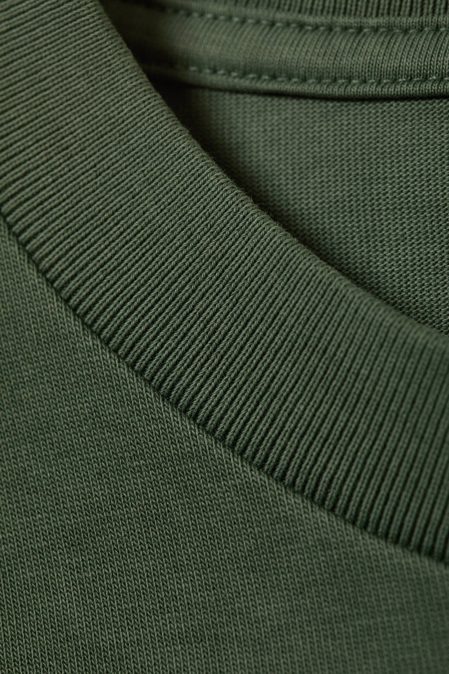 Ruimvallend boxy T-shirt - Donkergroen met wassing/White - Navy Stripe/Zwart/Wit en donkerbruin gestreept/White - Khaki Stripe/Licht kakigroen/Wit/Blauw met wassing/Kakigroen - 6