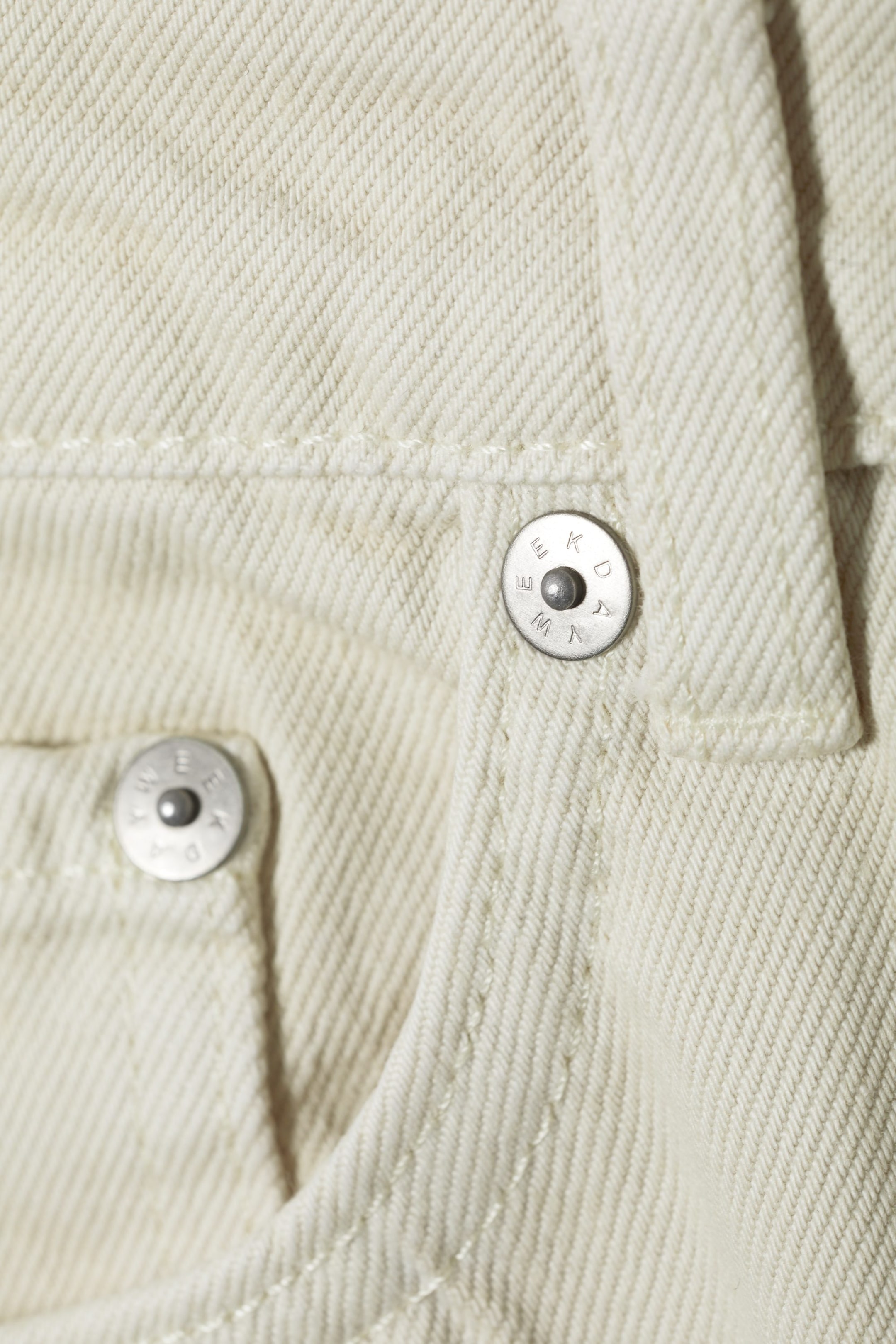 Cremeweiß - Voyage Jeans mit hohem Bund und geradem Bein - 1