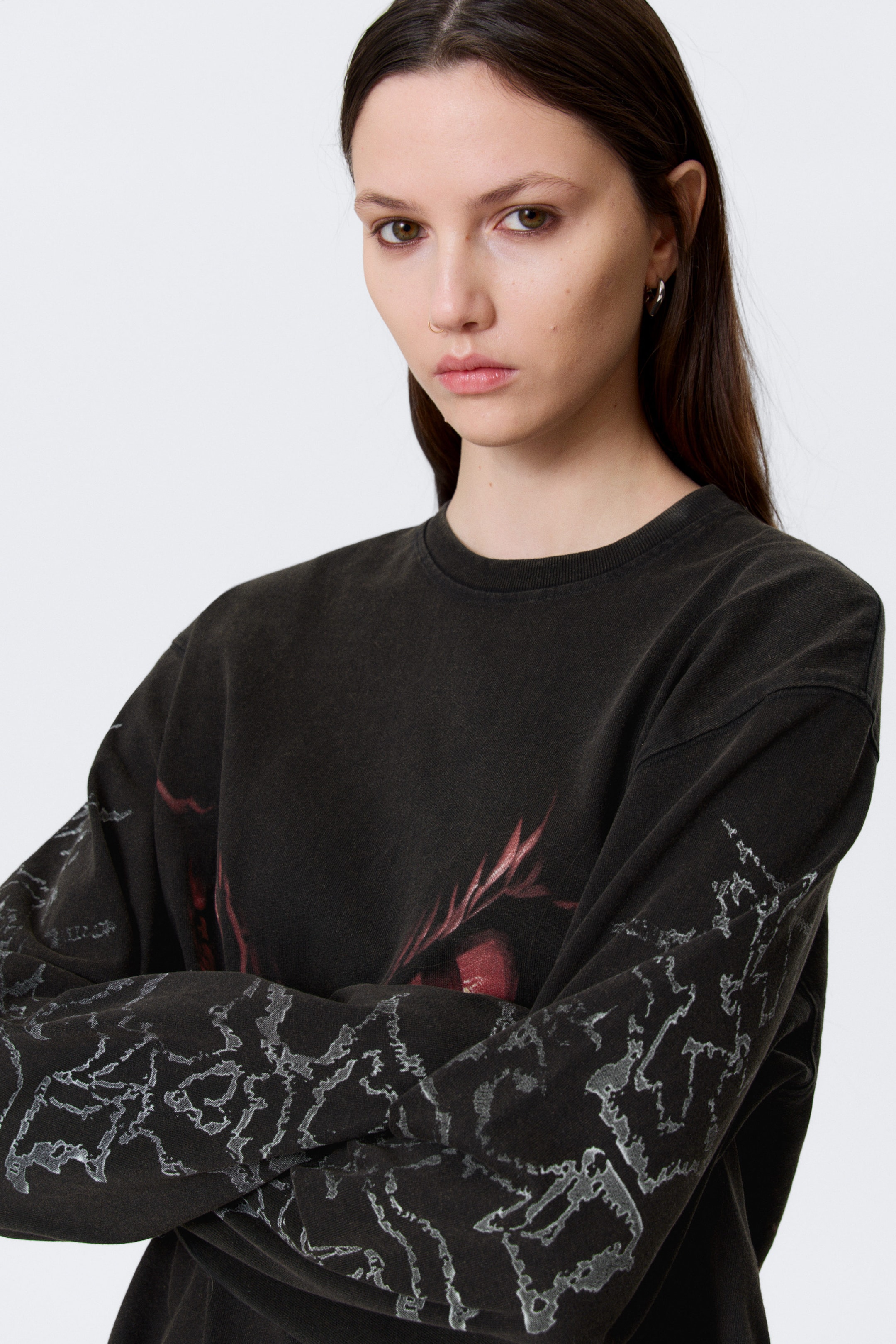 Washed Black - Dragon Gaze - Boxy top met print en lange mouwen - 2
