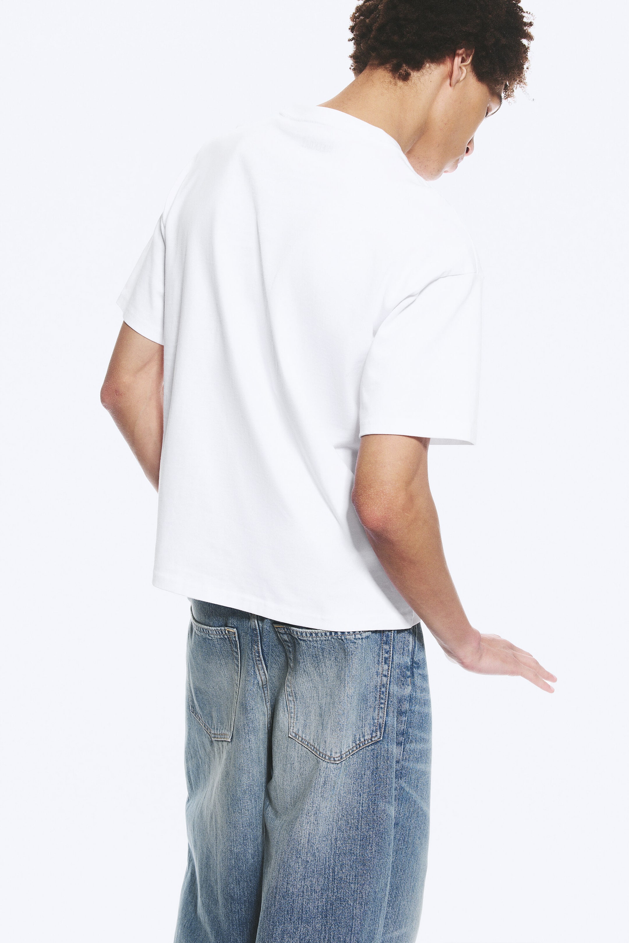 White - Loose Boxy T-shirt - 2