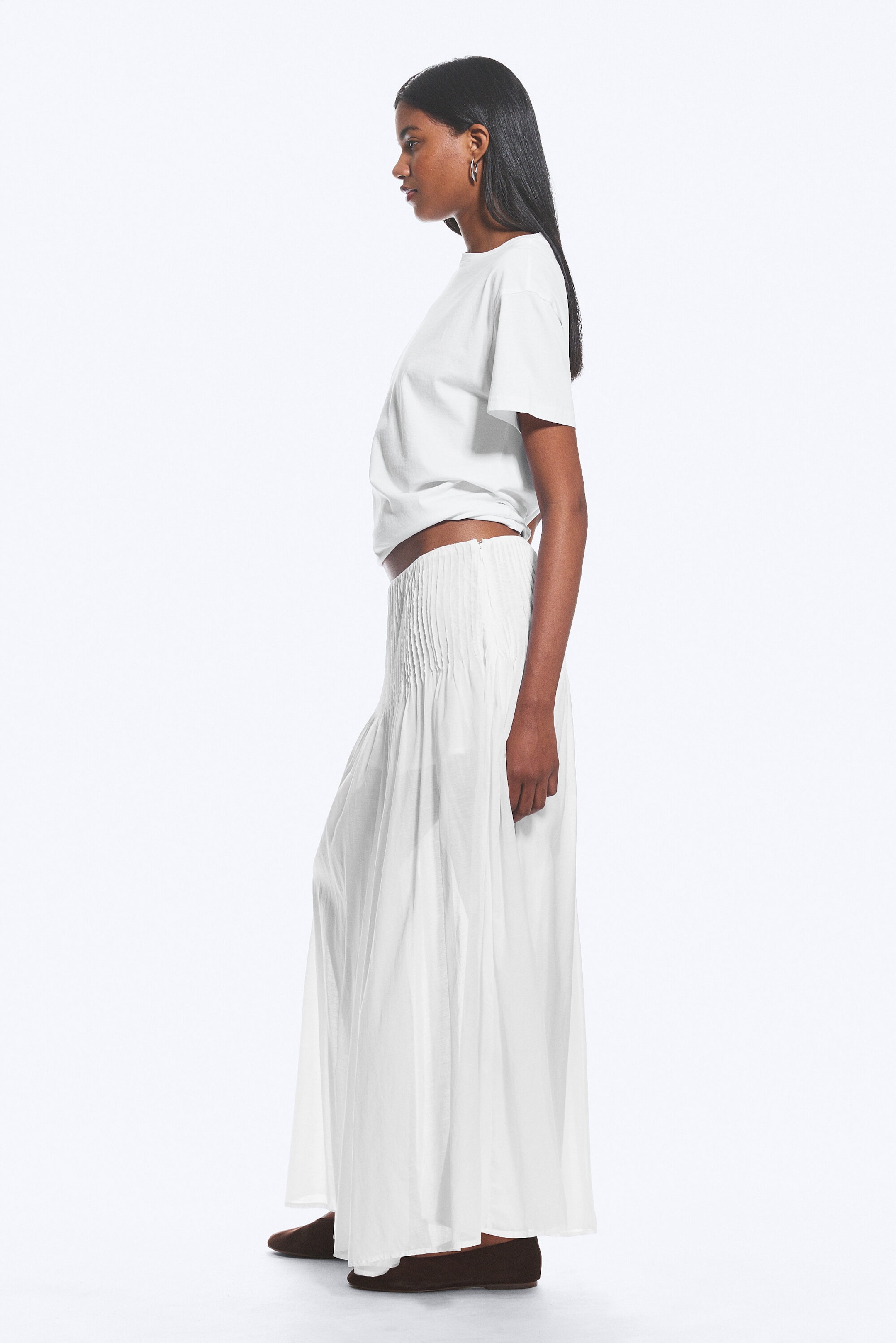 White - Pleated Mid Rise Maxi Skirt - 3