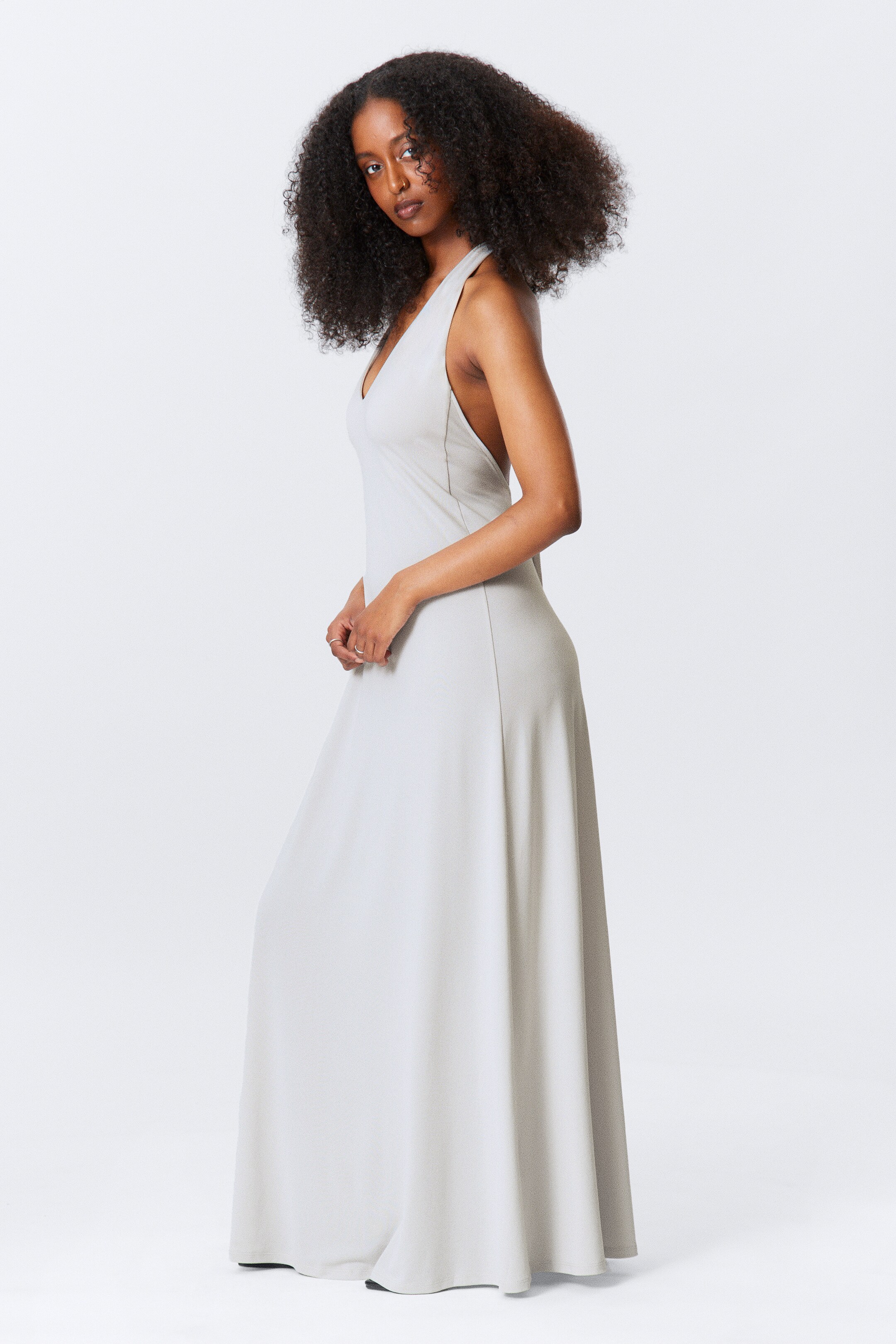 Visualizza immagine più grande: Maxi abito senza maniche con scollo all'americana - Beige chiaro - DONNA | H&M IT 2