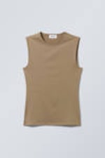 Dunkelbeige - Glattes, eng anliegendes Tanktop - 0