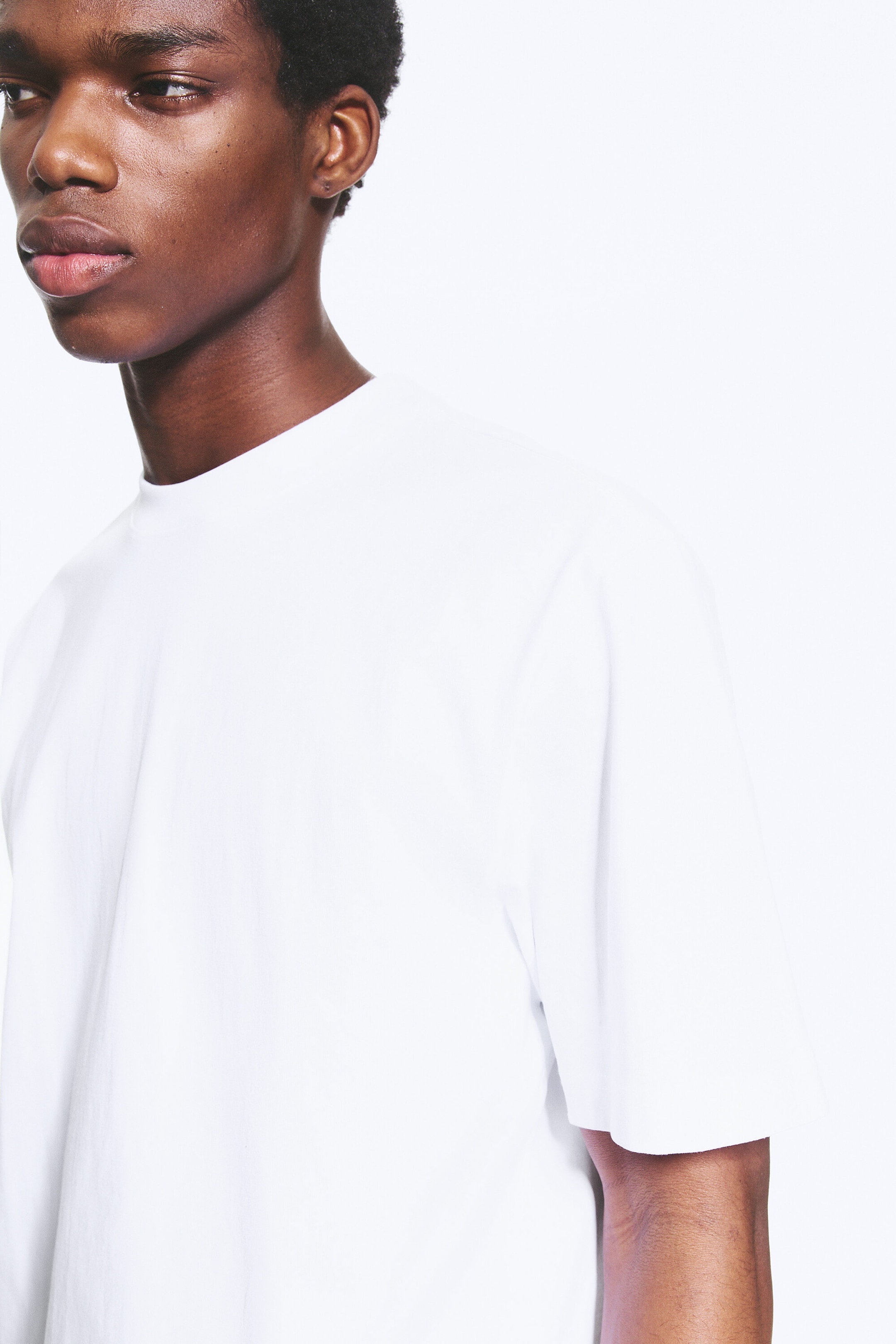 White - Relaxed T-shirt - 2