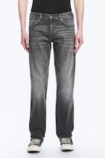 Radio Black - Svart - Low Waist Slim Straight Leg Jeans - 1