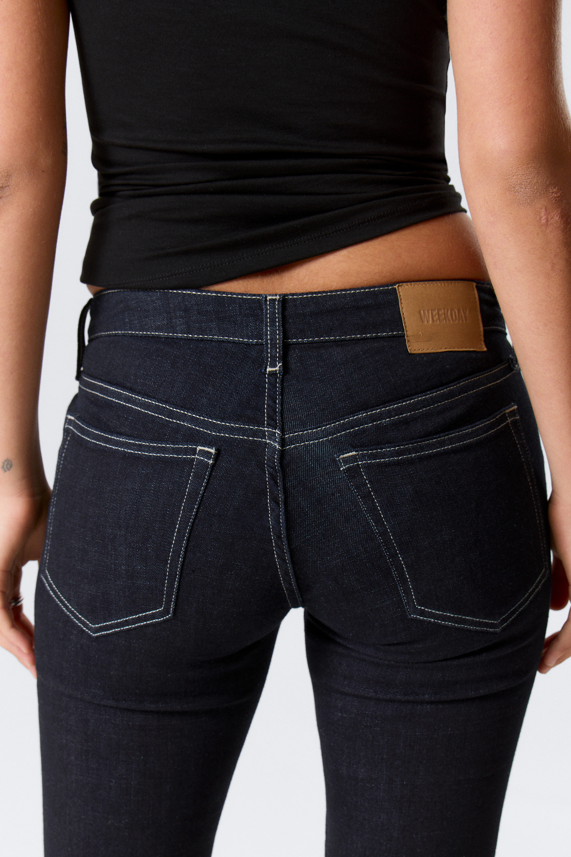 Blue Rinse - Mörkblå - Hour Low Waist Skinny Bootcut Leg Jeans - 4