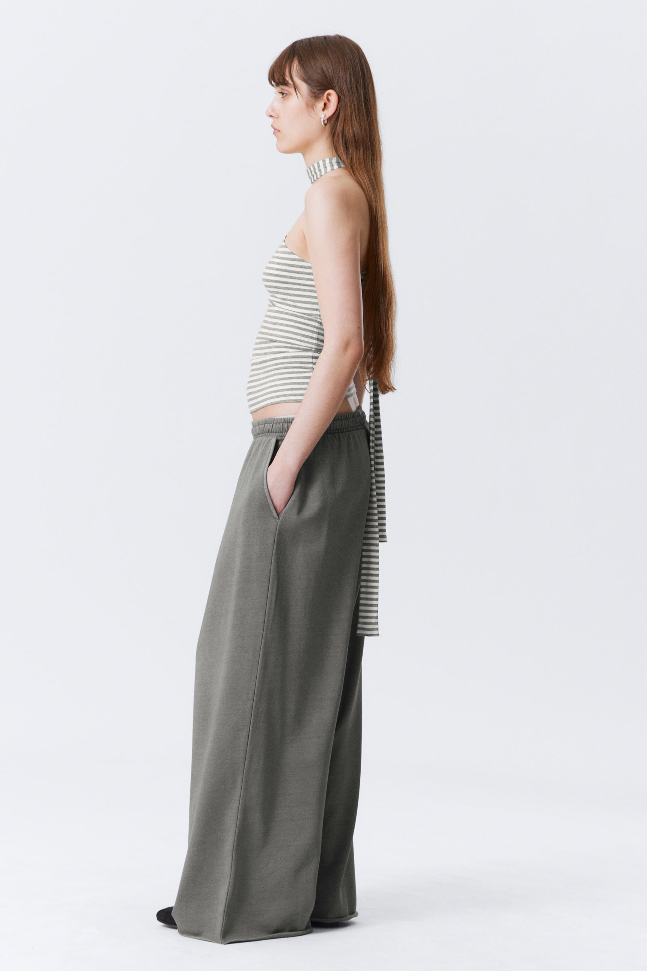 #3A3A3D - Low Rise Wide Leg Baggy Sweatpants - 2