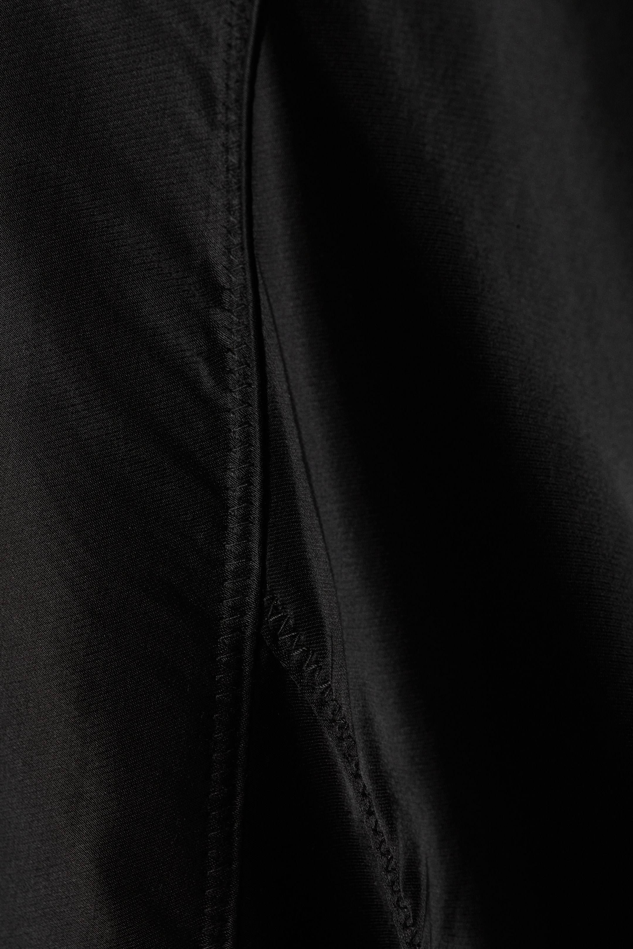 Black - Low Rise Satin Midi Skirt - 5