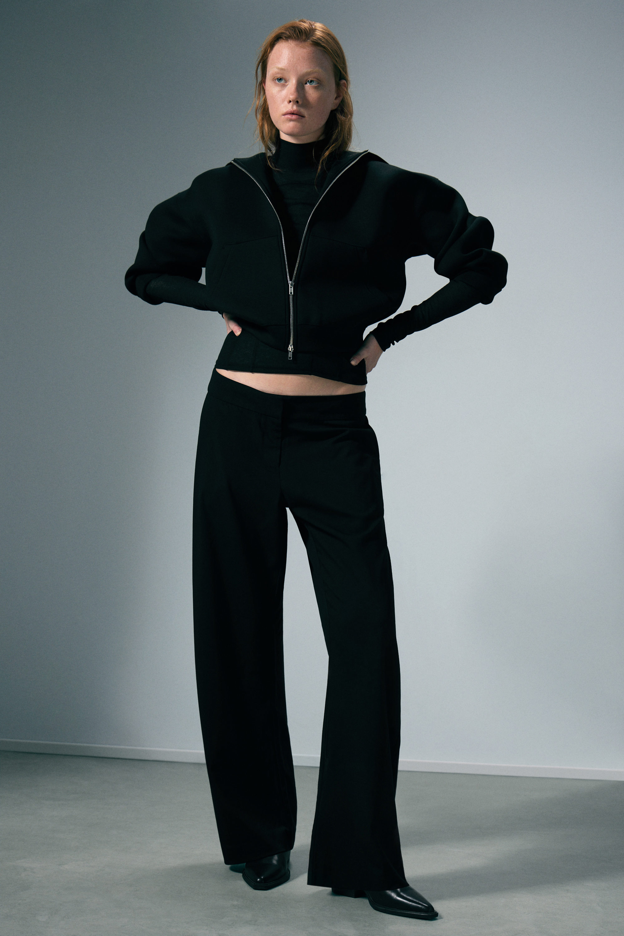 Black - Low-Rise Loose Cocoon Suiting Trousers - 1