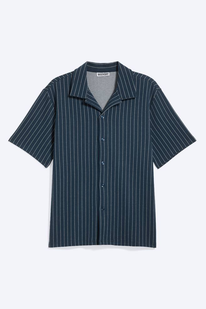 Camisa estilo resort de manga curta texturizada - Listrado azul escuro - 1