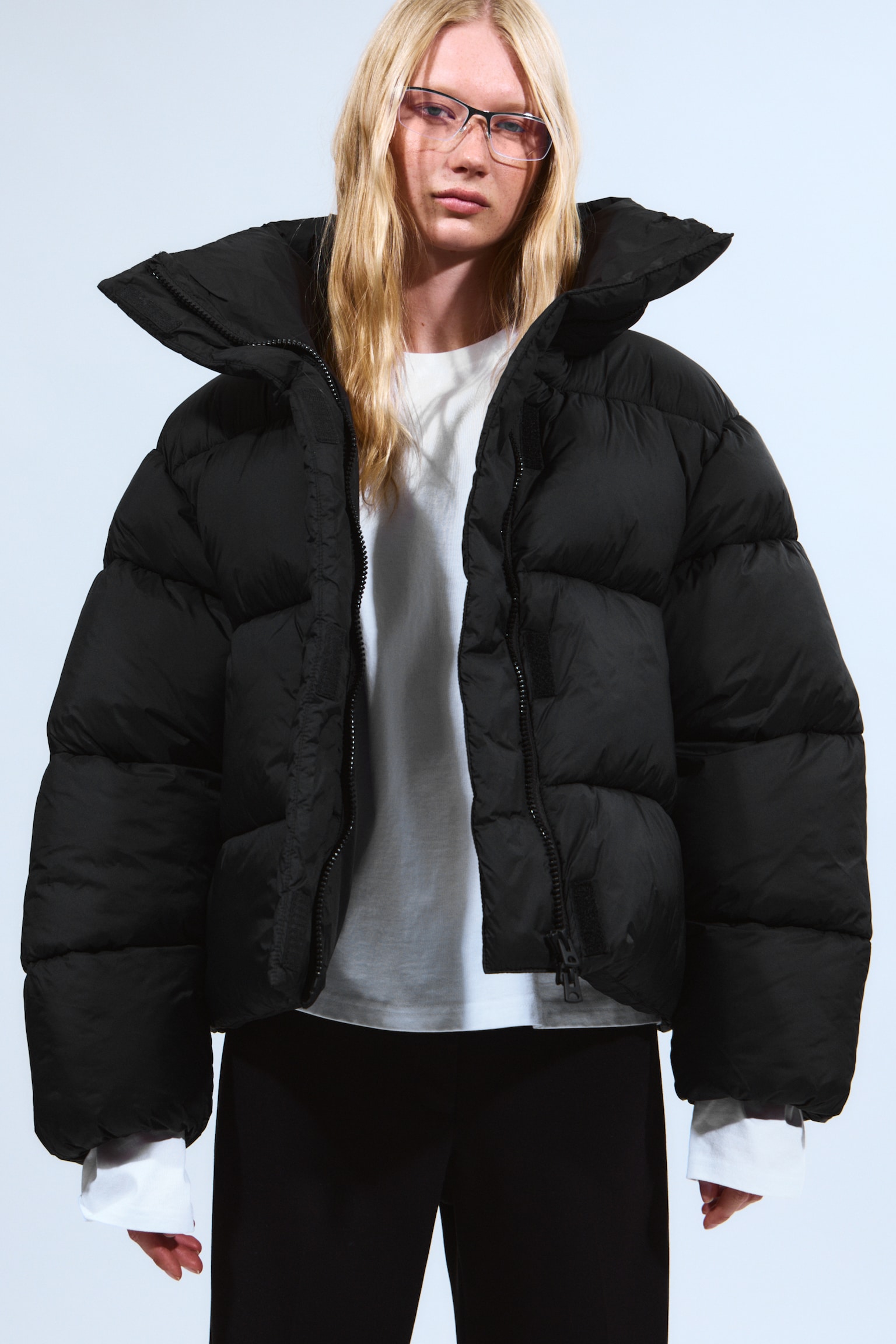 Short Oversized Puffer Jacket - Black/Dark Brown - 5