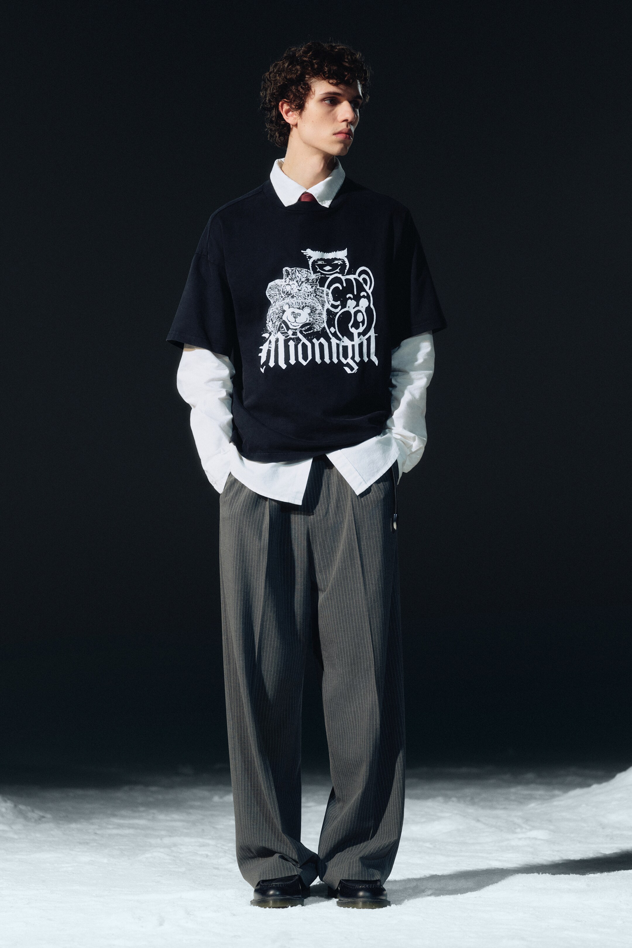 Größeres Bild anzeigen: Bedrucktes kastiges T-Shirt - Schwarz - "Mitternacht" - Men | H&M AT 1