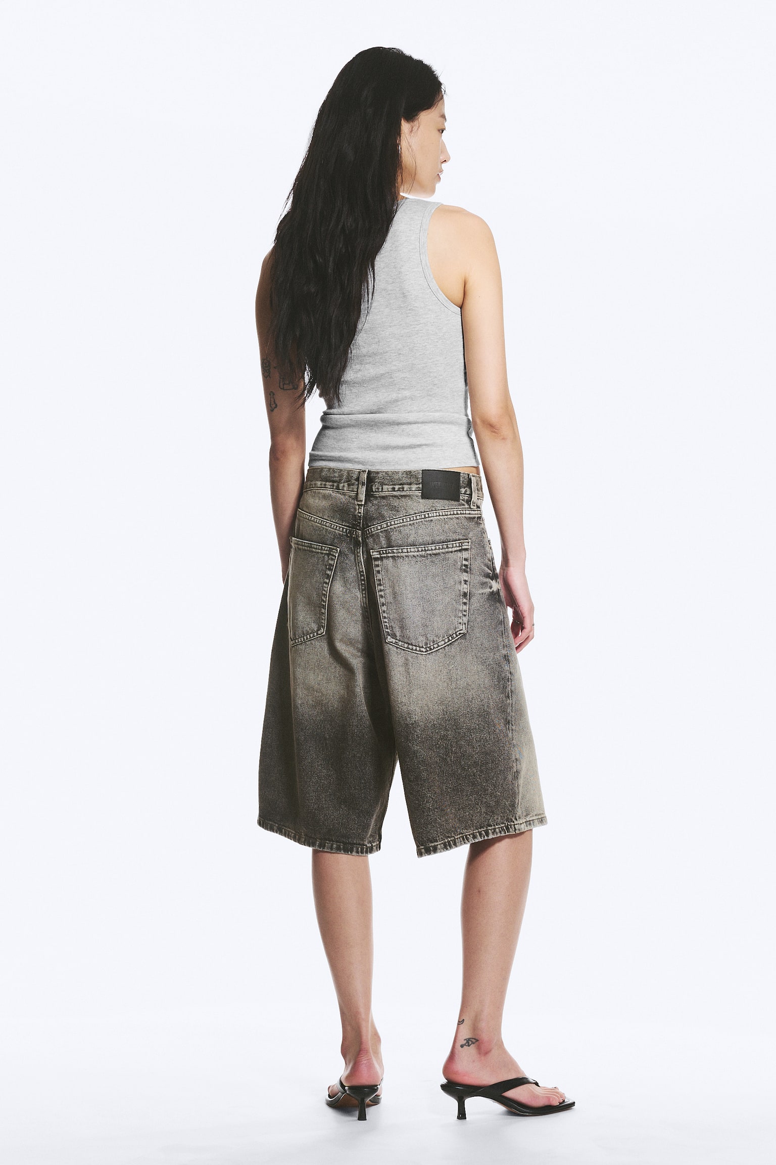 Astro Mid Waist Loose Baggy Denim Shorts-Redondo Black - Schwarz - 7