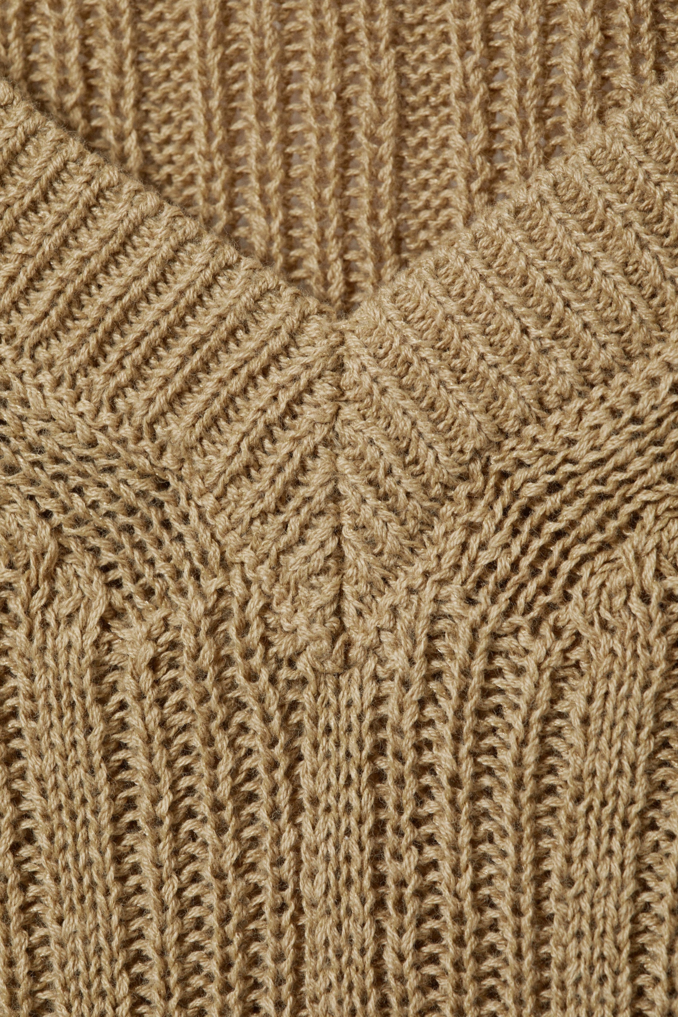 Beige - Gerippte Strickweste mit V-Ausschnitt - 4