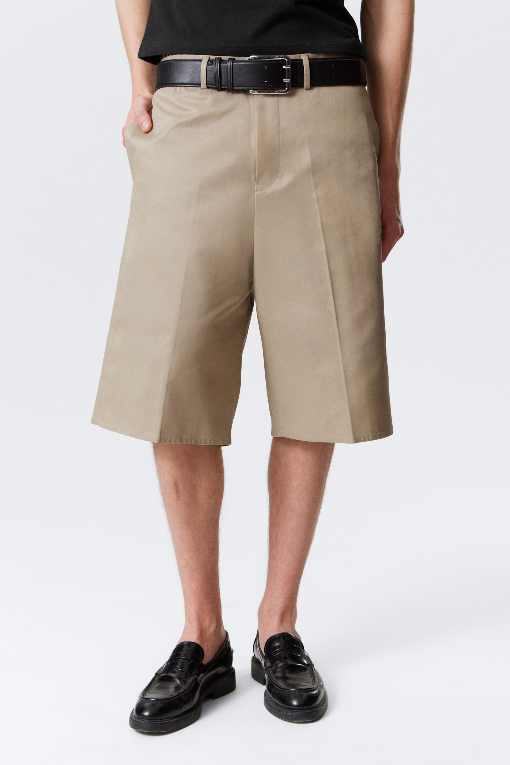 Beige - Locker geschnittene Anzugshorts - 2